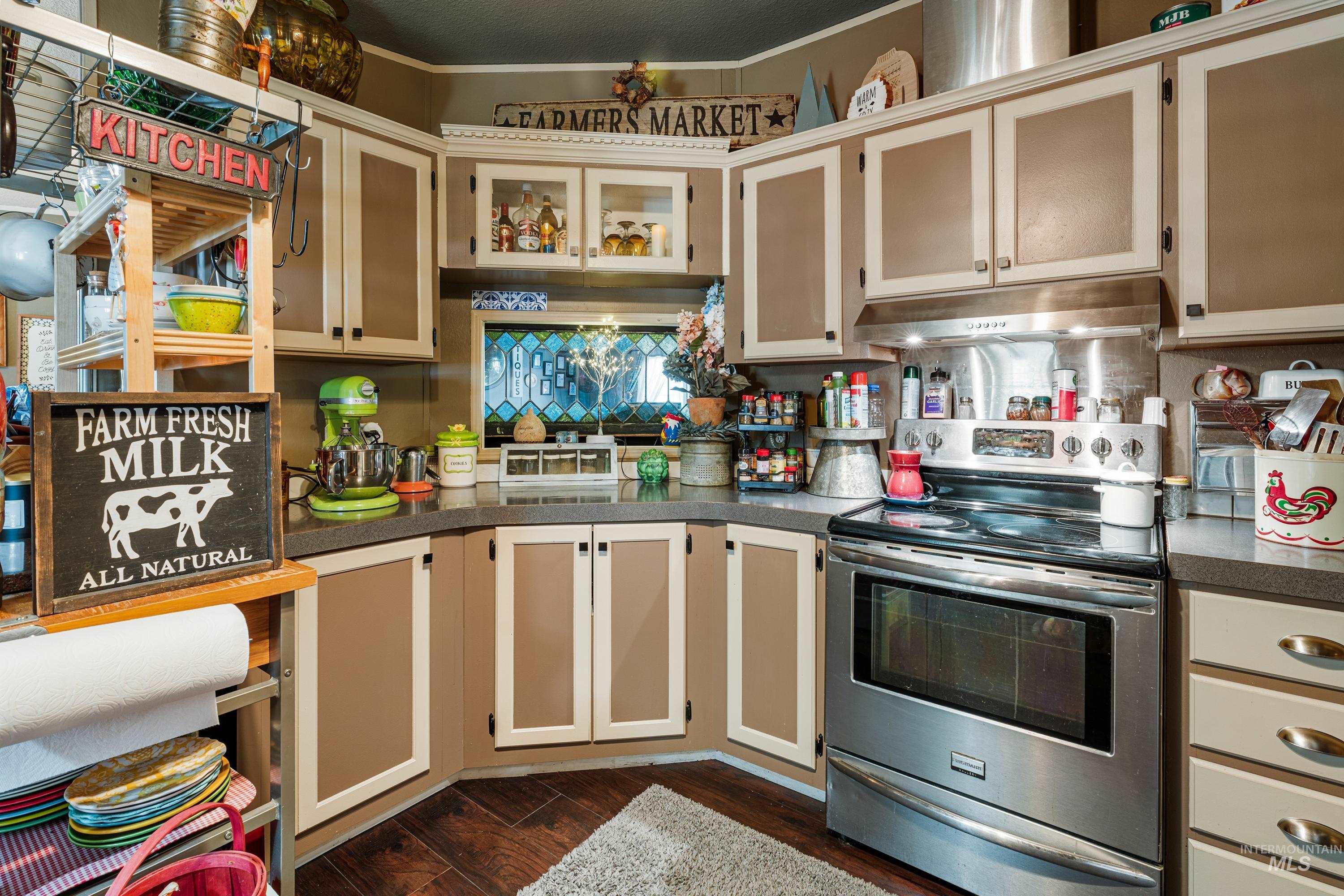 2115 6th Ave #33, Clarkston, Washington 99403, 3 Bedrooms, 2 Bathrooms, Residential For Sale, Price $189,900,MLS 98998166