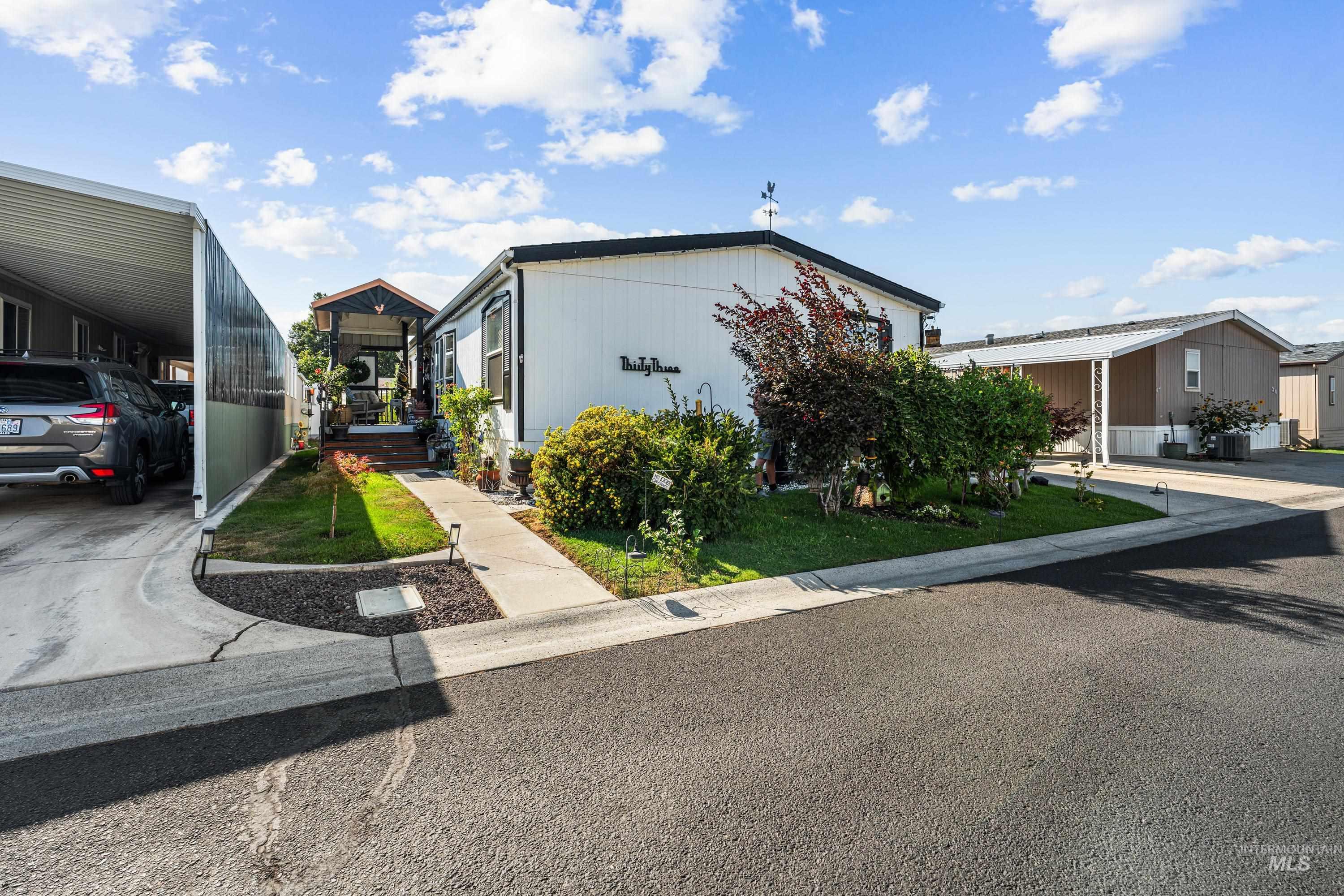 2115 6th Ave #33, Clarkston, Washington 99403, 3 Bedrooms, 2 Bathrooms, Residential For Sale, Price $189,900,MLS 98998166