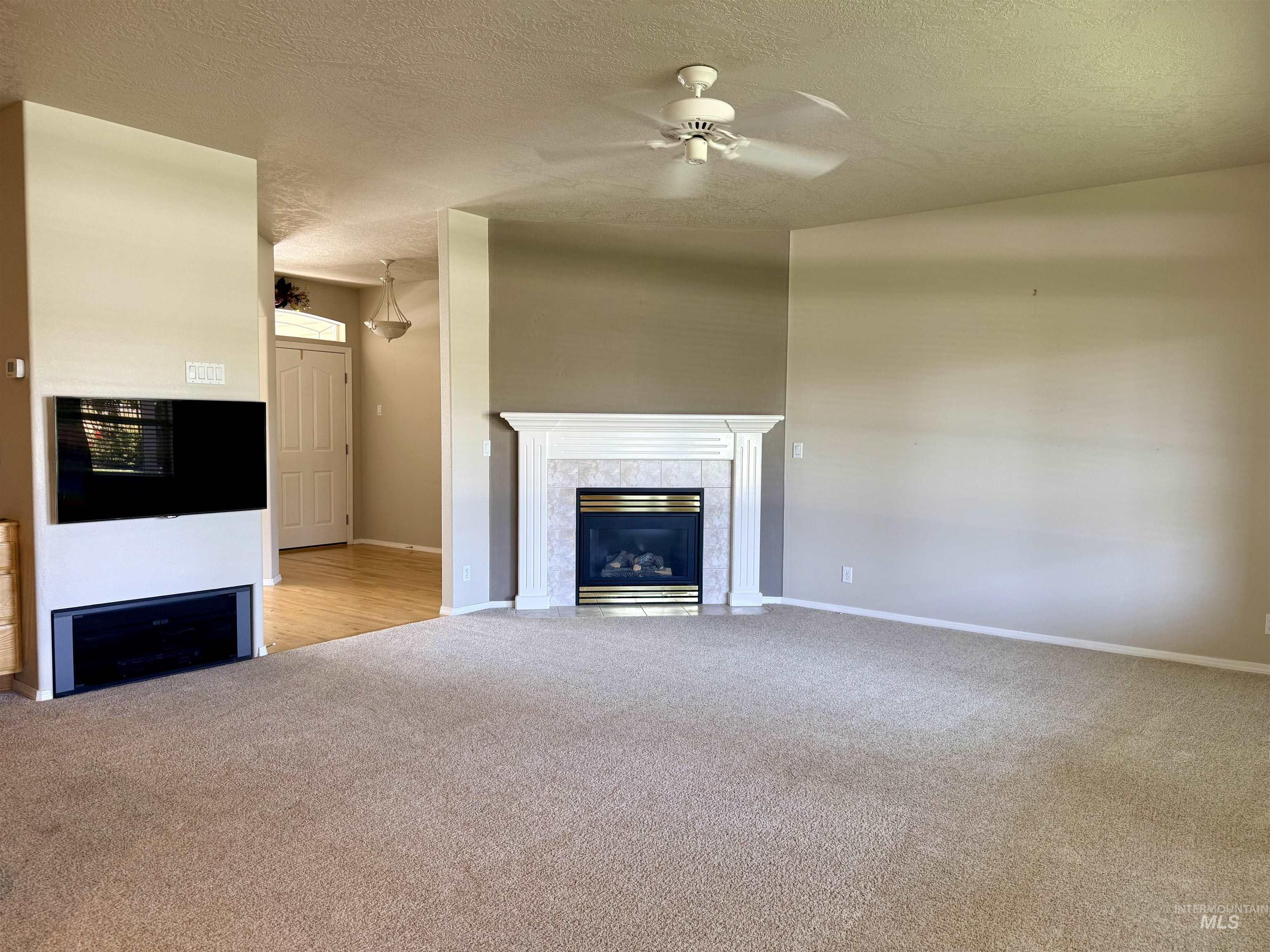 2918 E Green Canyon Dr, Meridian, Idaho 83642, 3 Bedrooms, 2.5 Bathrooms, Residential For Sale, Price $589,990,MLS 98998168