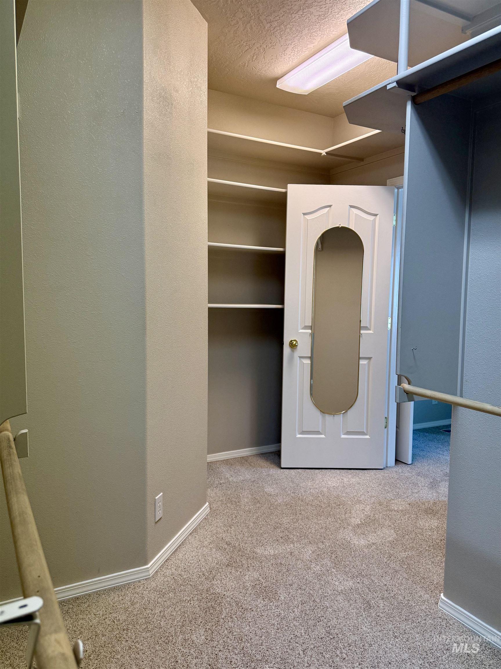 2918 E Green Canyon Dr, Meridian, Idaho 83642, 3 Bedrooms, 2.5 Bathrooms, Residential For Sale, Price $589,990,MLS 98998168