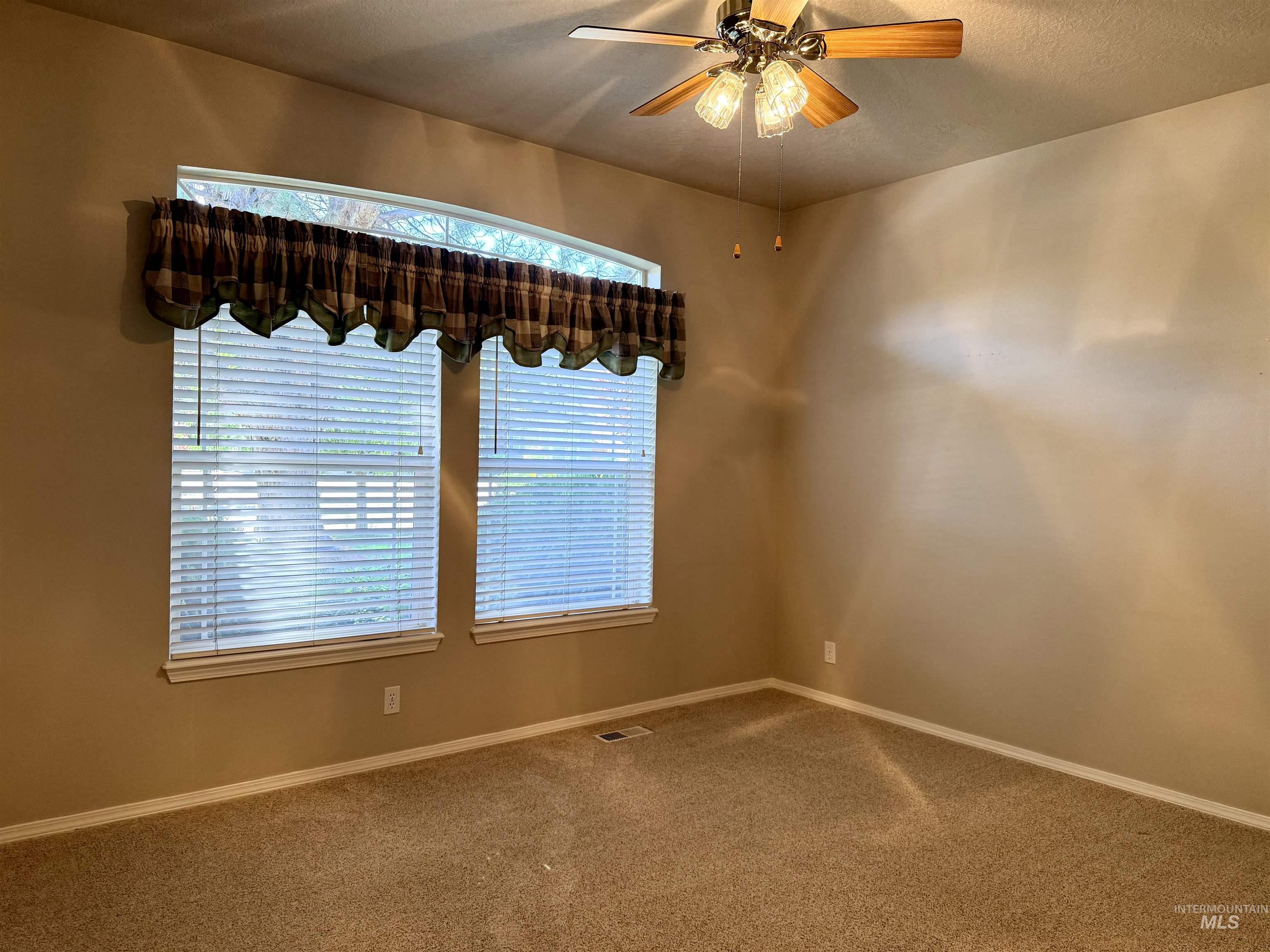 2918 E Green Canyon Dr, Meridian, Idaho 83642, 3 Bedrooms, 2.5 Bathrooms, Residential For Sale, Price $589,990,MLS 98998168