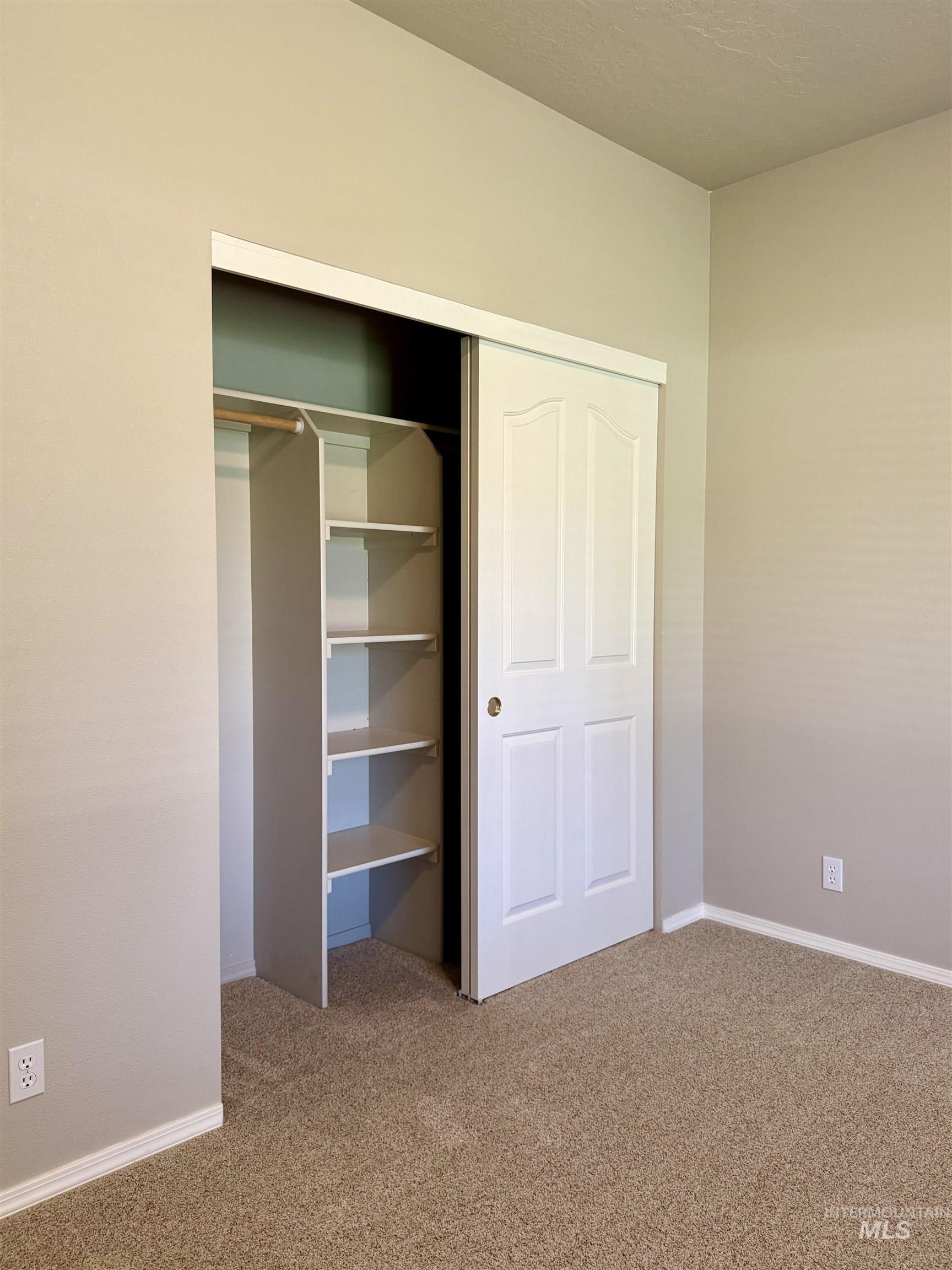2918 E Green Canyon Dr, Meridian, Idaho 83642, 3 Bedrooms, 2.5 Bathrooms, Residential For Sale, Price $589,990,MLS 98998168