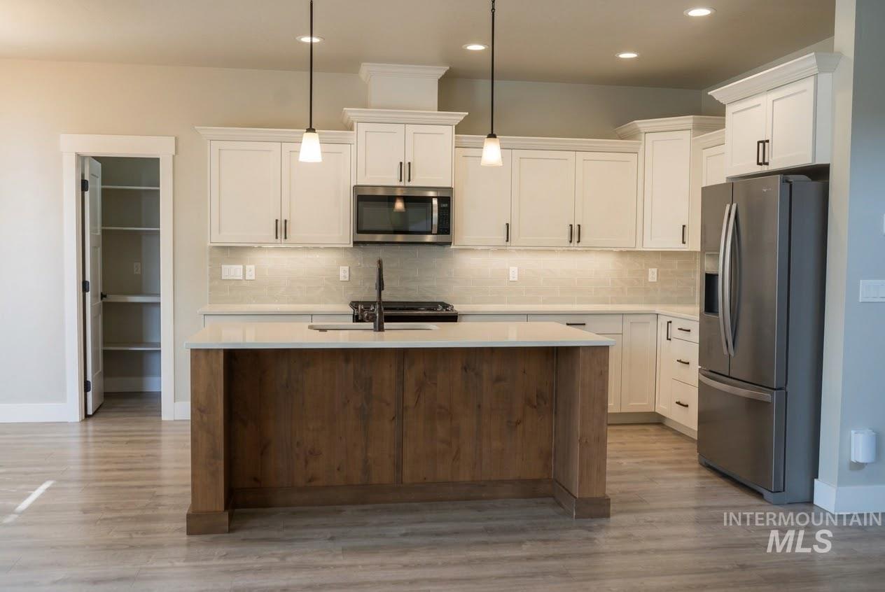 6961 S Kirra Pl, Boise, Idaho 83709, 4 Bedrooms, 2.5 Bathrooms, Residential For Sale, Price $589,900,MLS 98998169