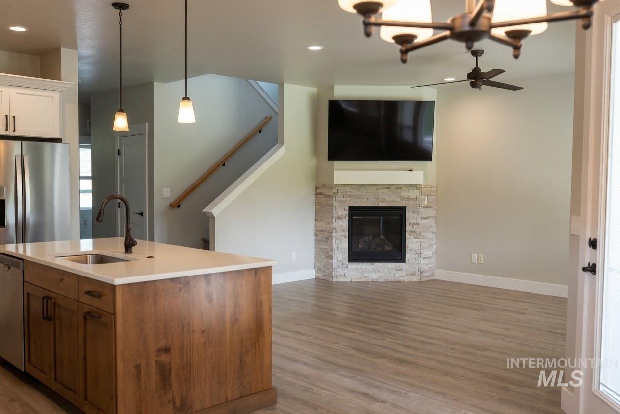 6961 S Kirra Pl, Boise, Idaho 83709, 4 Bedrooms, 2.5 Bathrooms, Residential For Sale, Price $589,900,MLS 98998169