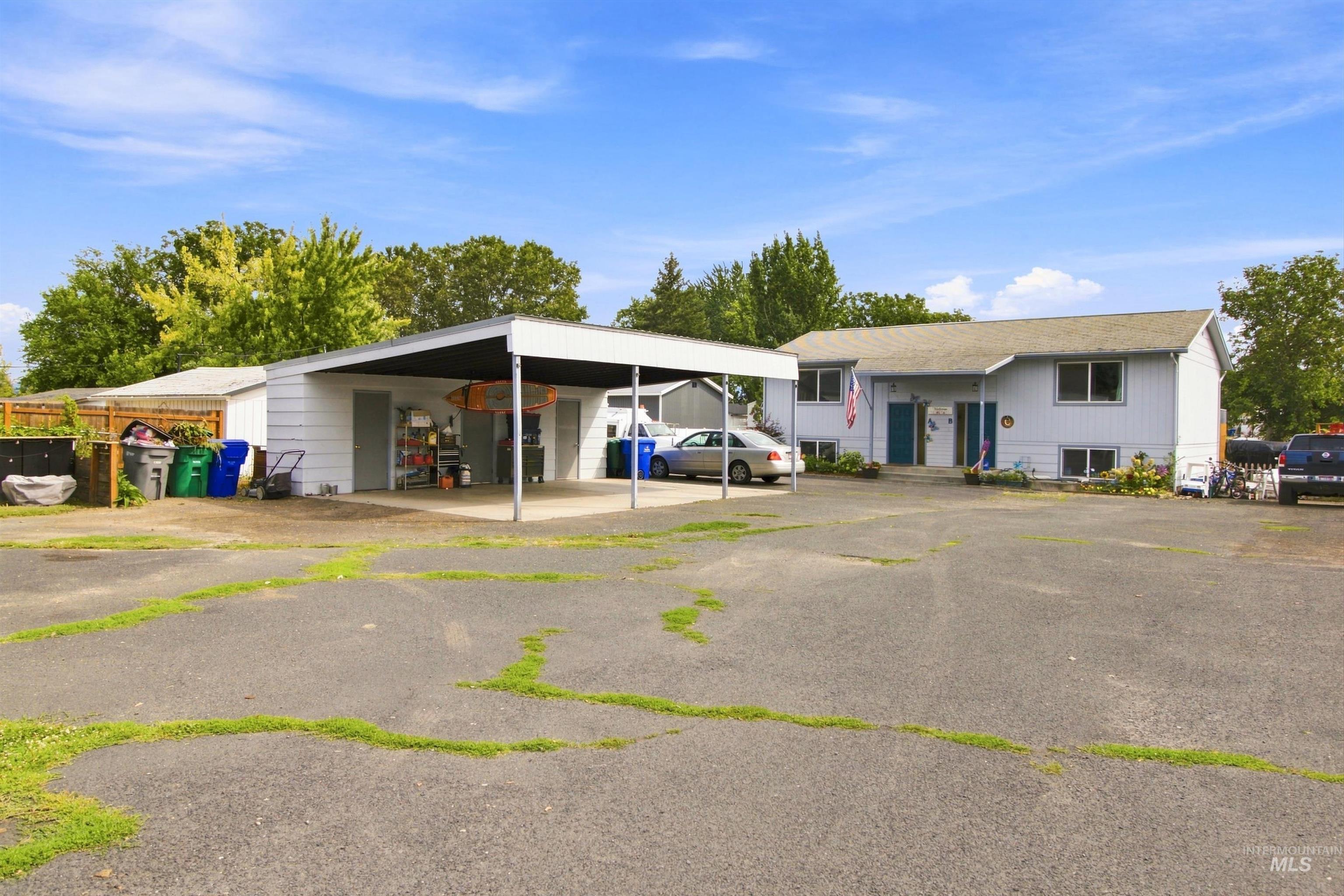 1232 &1232 1/2 Grelle Ave, Lewiston, Idaho 83501, 1 Bedroom, 1 Bathroom, Residential Income For Sale, Price $463,000, 98998170