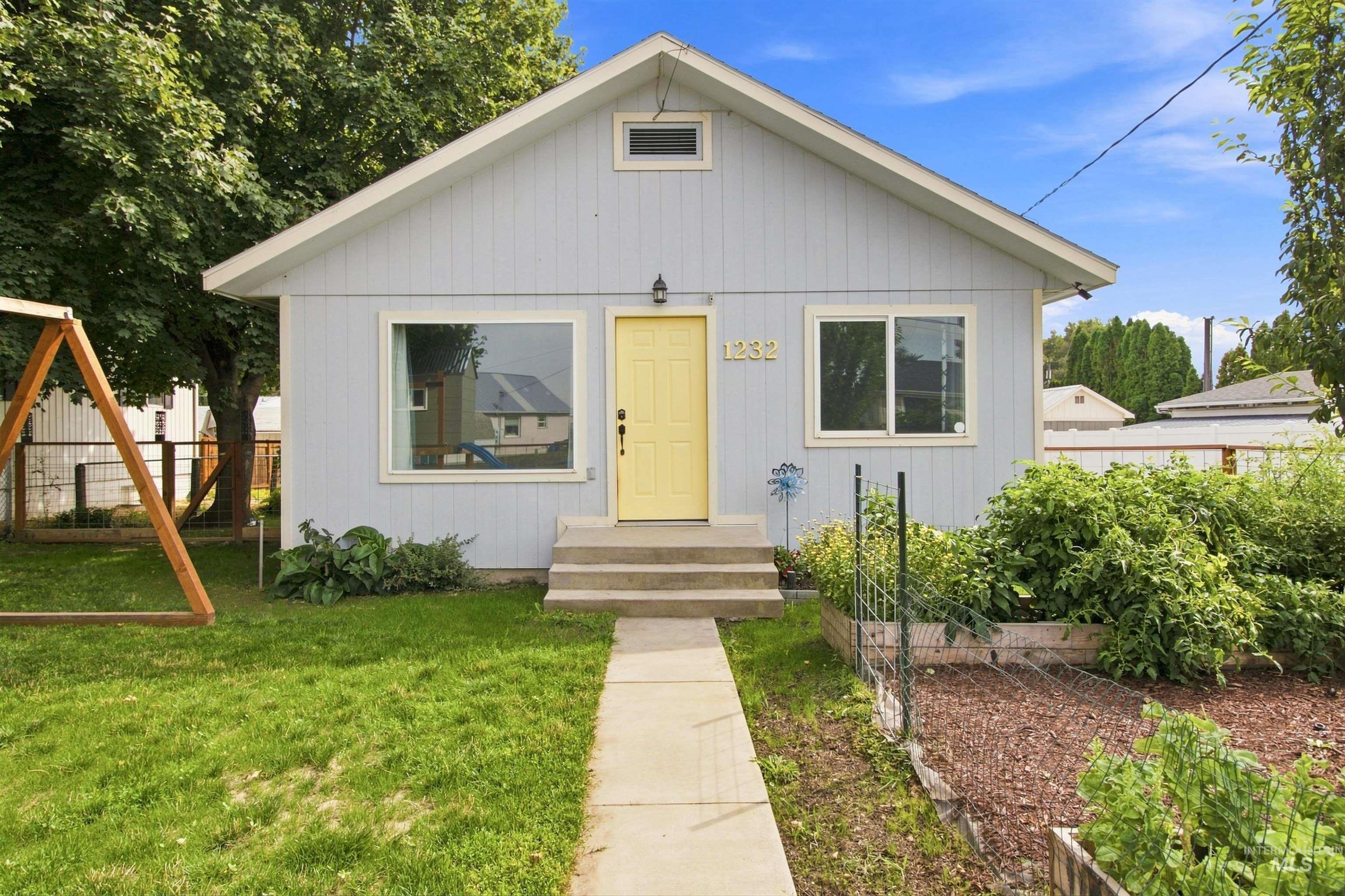 1232 &1232 1/2 Grelle Ave, Lewiston, Idaho 83501, 1 Bedroom, 1 Bathroom, Residential Income For Sale, Price $463,000, 98998170
