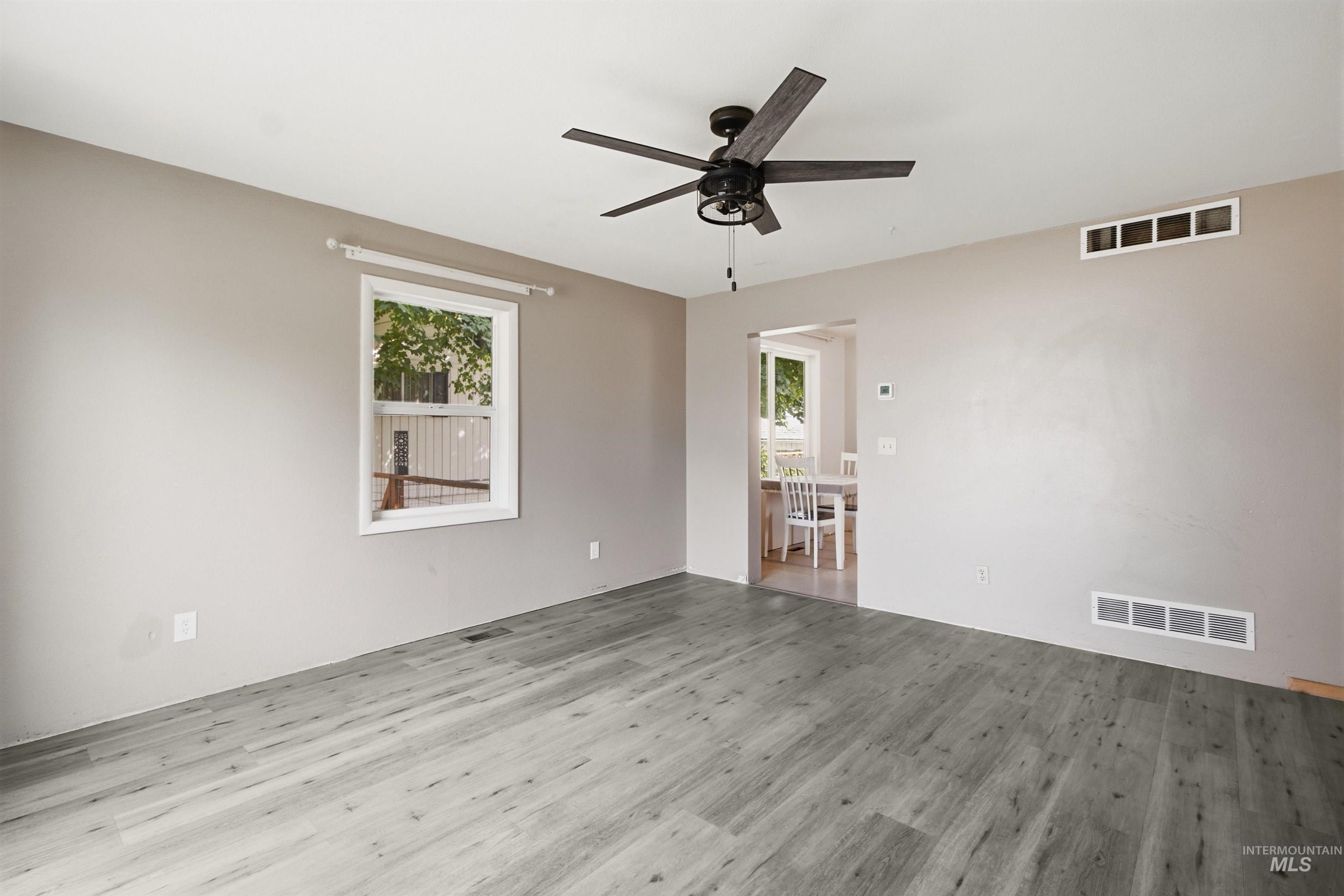 1232 &1232 1/2 Grelle Ave, Lewiston, Idaho 83501, 1 Bedroom, 1 Bathroom, Residential Income For Sale, Price $463,000, 98998170