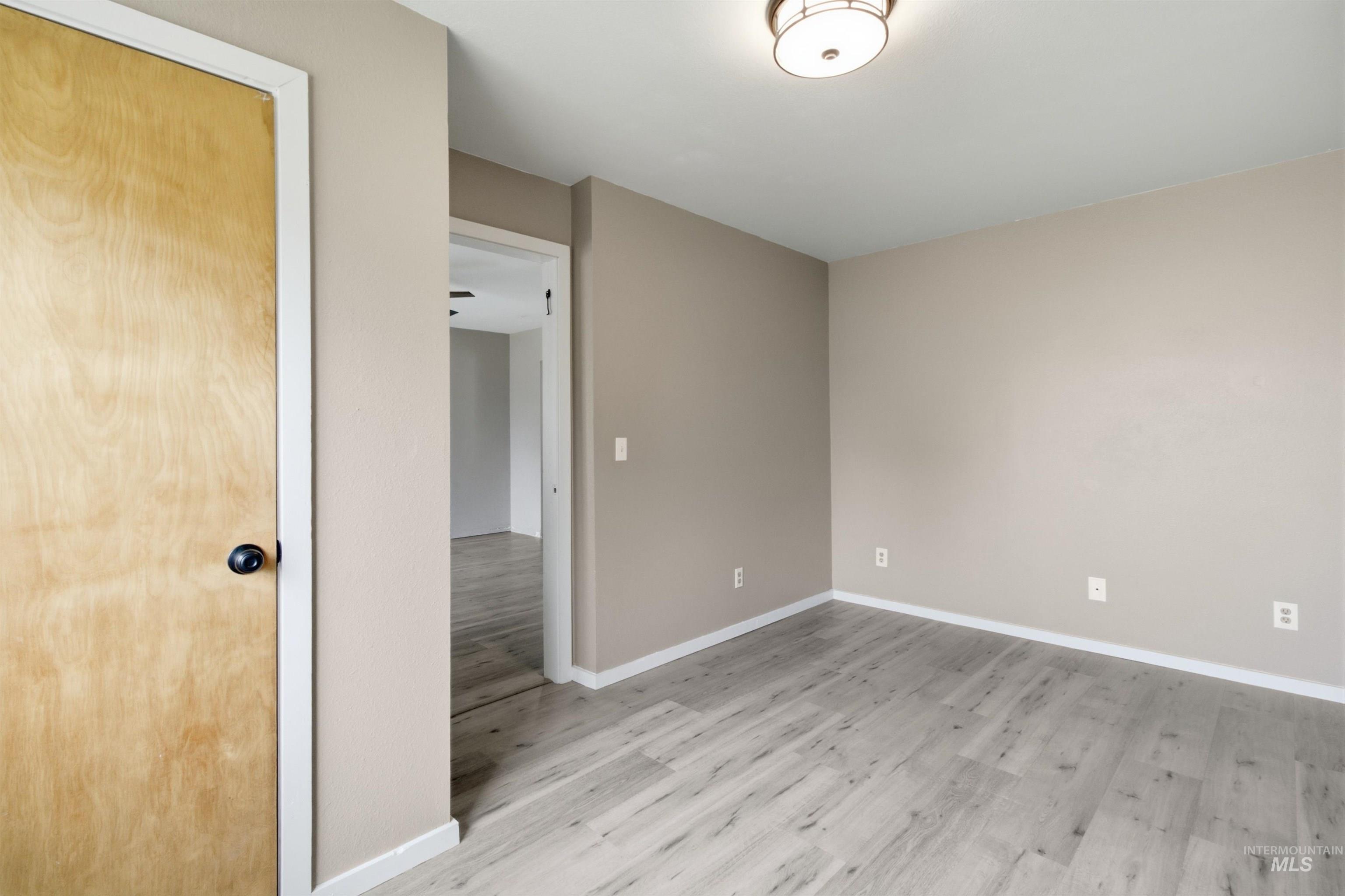 1232 &1232 1/2 Grelle Ave, Lewiston, Idaho 83501, 1 Bedroom, 1 Bathroom, Residential Income For Sale, Price $463,000, 98998170