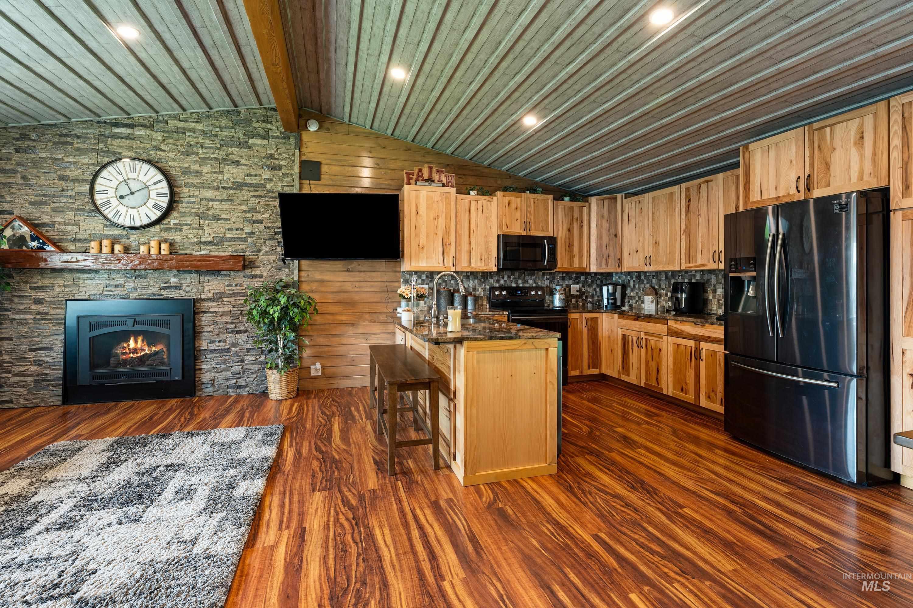 1130 15th Street, Clarkston, Washington 99403, 4 Bedrooms, 3 Bathrooms, Residential For Sale, Price $535,000,MLS 98998171