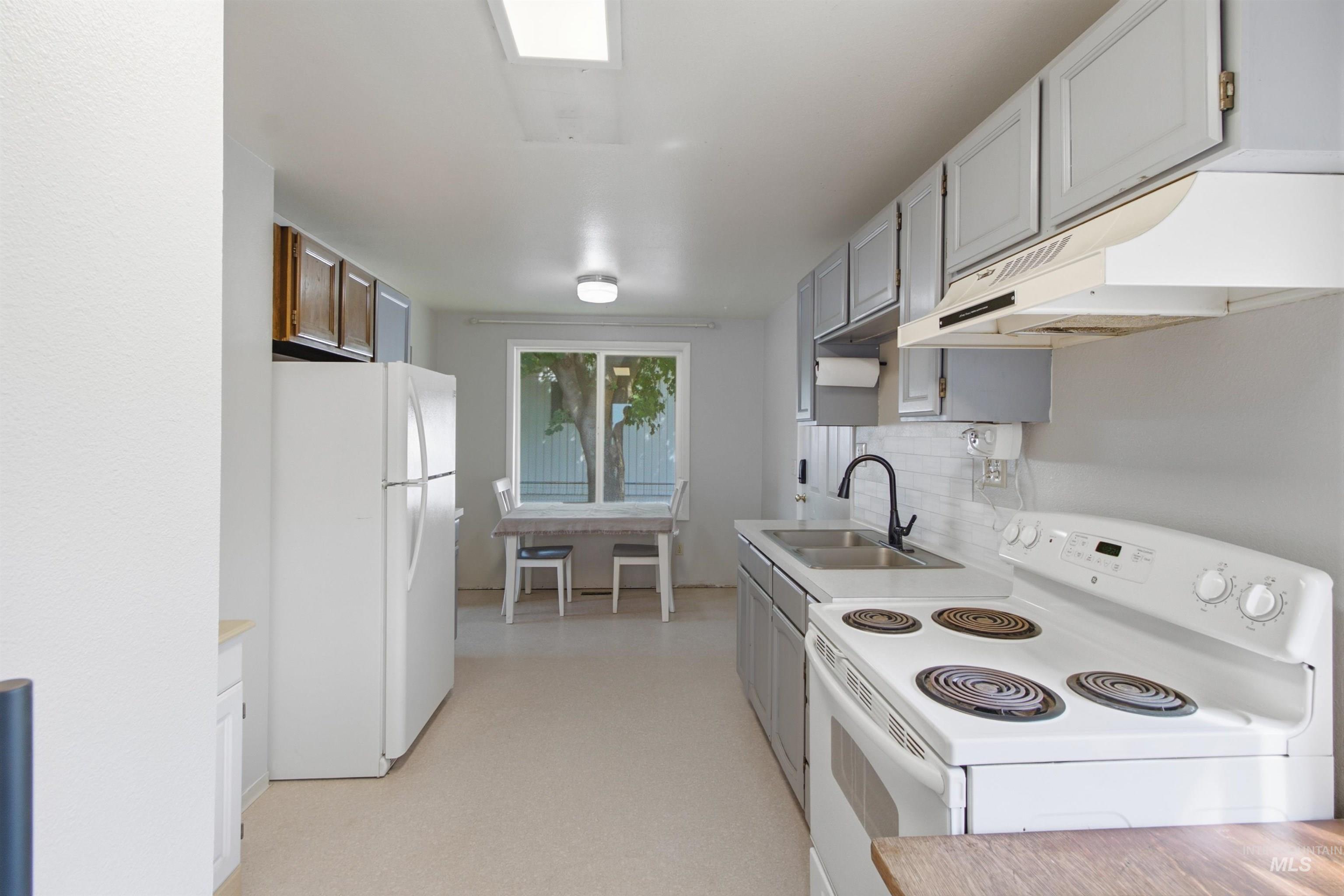 1232 & 1232 1/2 Grelle Ave., Lewiston, Idaho 83501, 5 Bedrooms, 4 Bathrooms, Residential For Sale, Price $463,000,MLS 98998172
