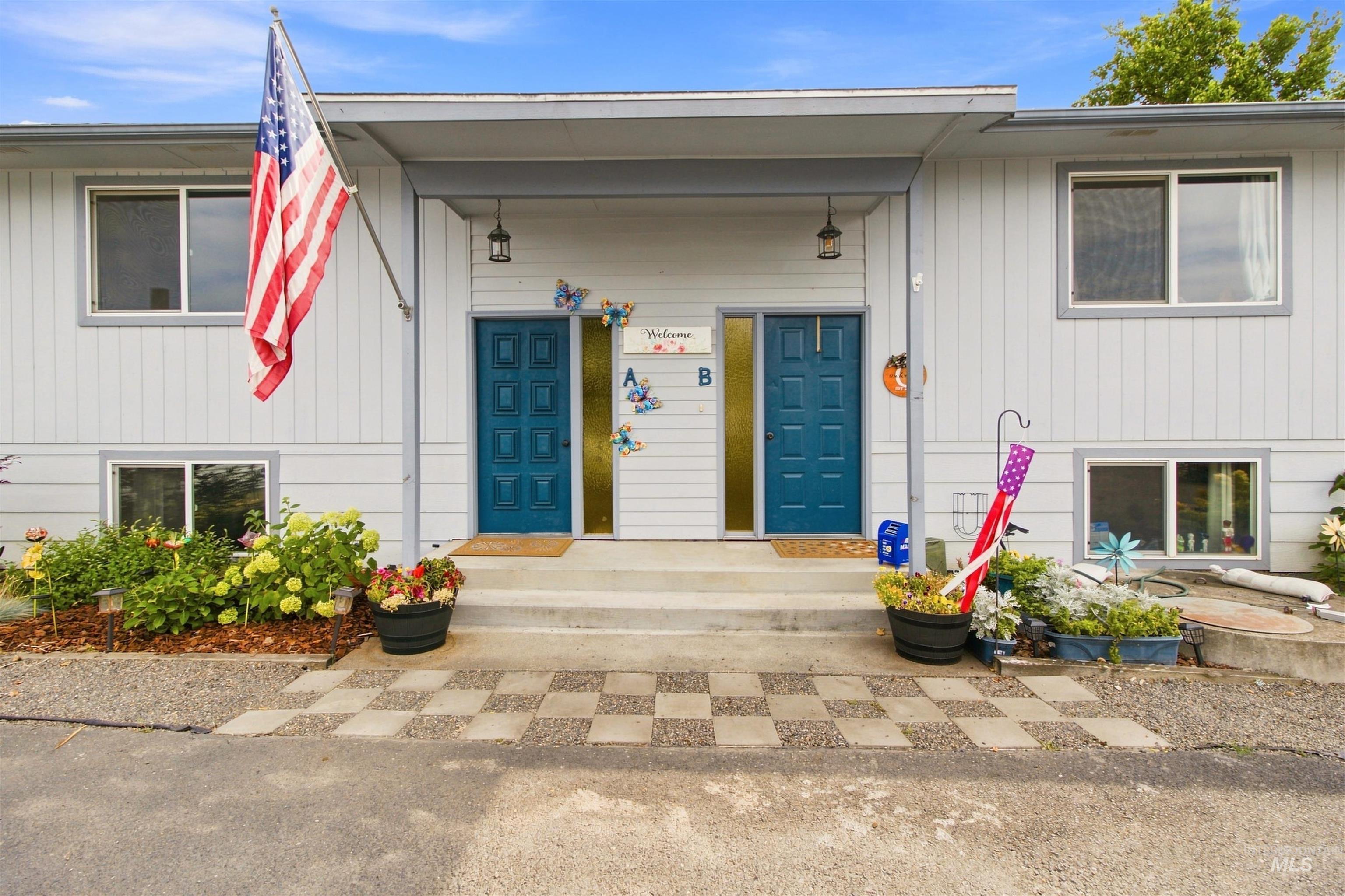 1232 & 1232 1/2 Grelle Ave., Lewiston, Idaho 83501, 5 Bedrooms, 4 Bathrooms, Residential For Sale, Price $463,000,MLS 98998172