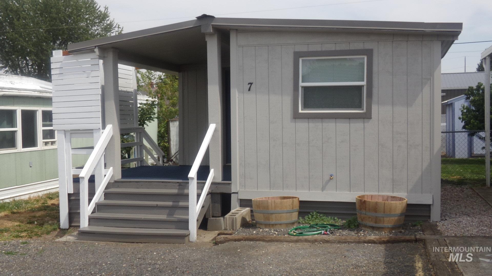 924 Vista Ave, Lewiston, Idaho 83501, 1 Bedroom, 1 Bathroom, Residential For Sale, Price $67,995, 98998175