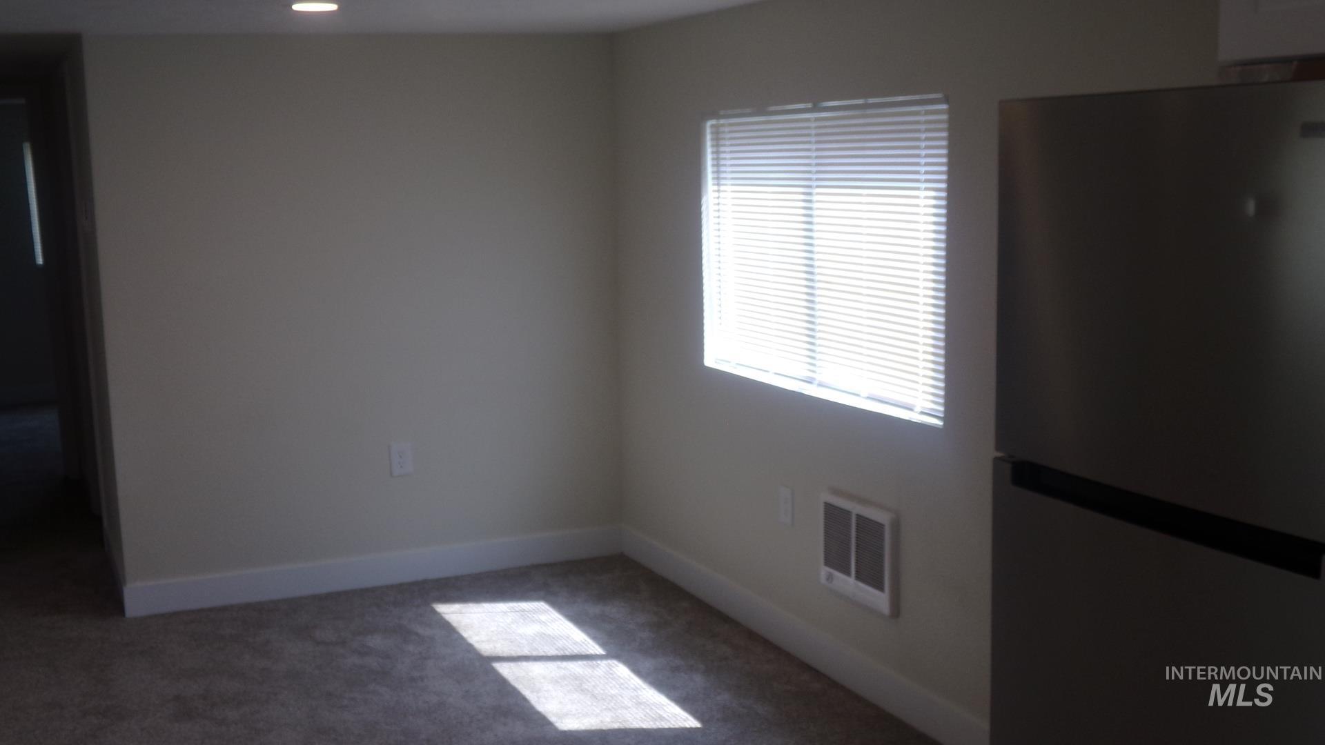 924 Vista Ave, Lewiston, Idaho 83501, 1 Bedroom, 1 Bathroom, Residential For Sale, Price $67,995, 98998175