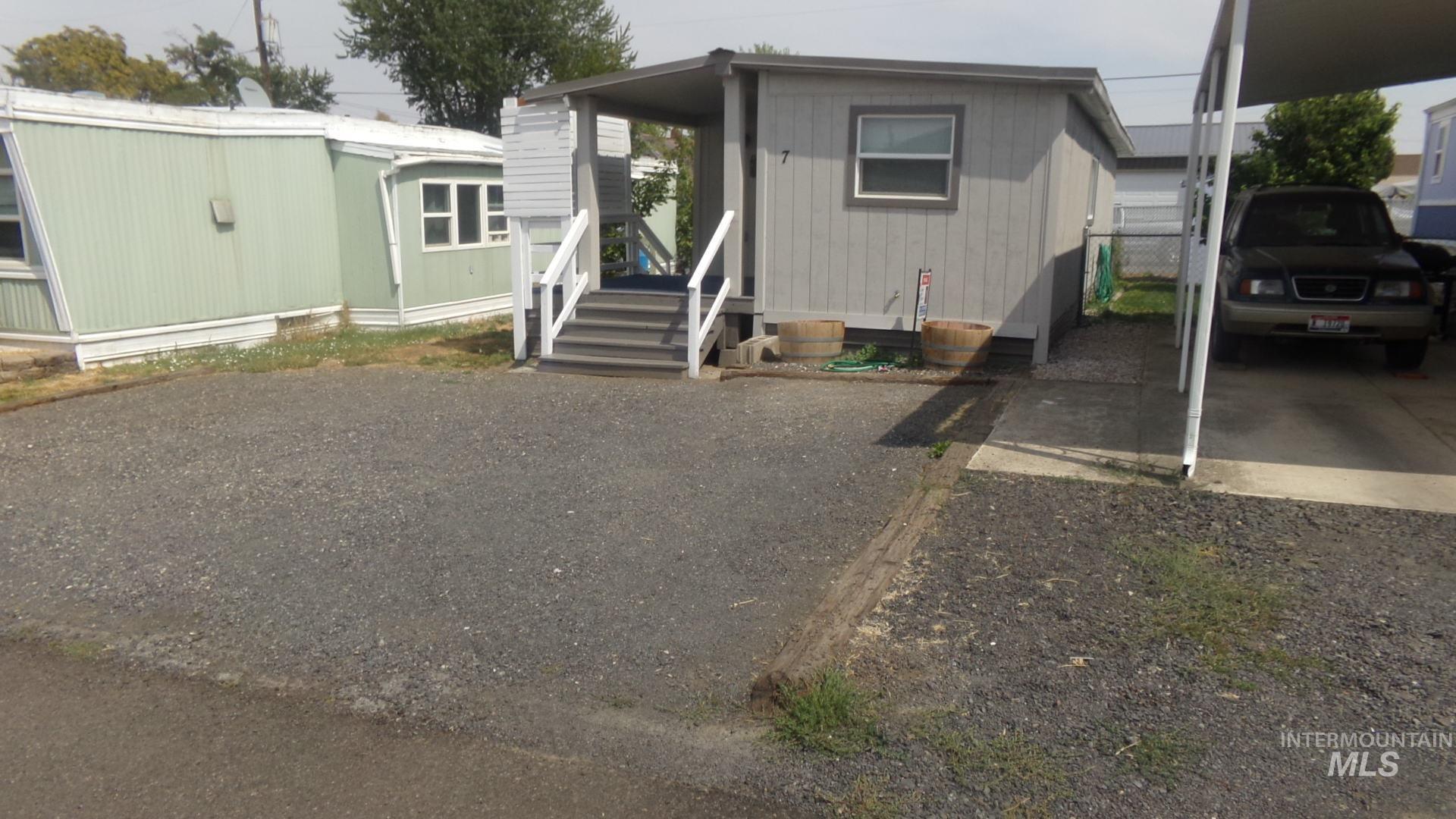 924 Vista Ave, Lewiston, Idaho 83501, 1 Bedroom, 1 Bathroom, Residential For Sale, Price $67,995, 98998175