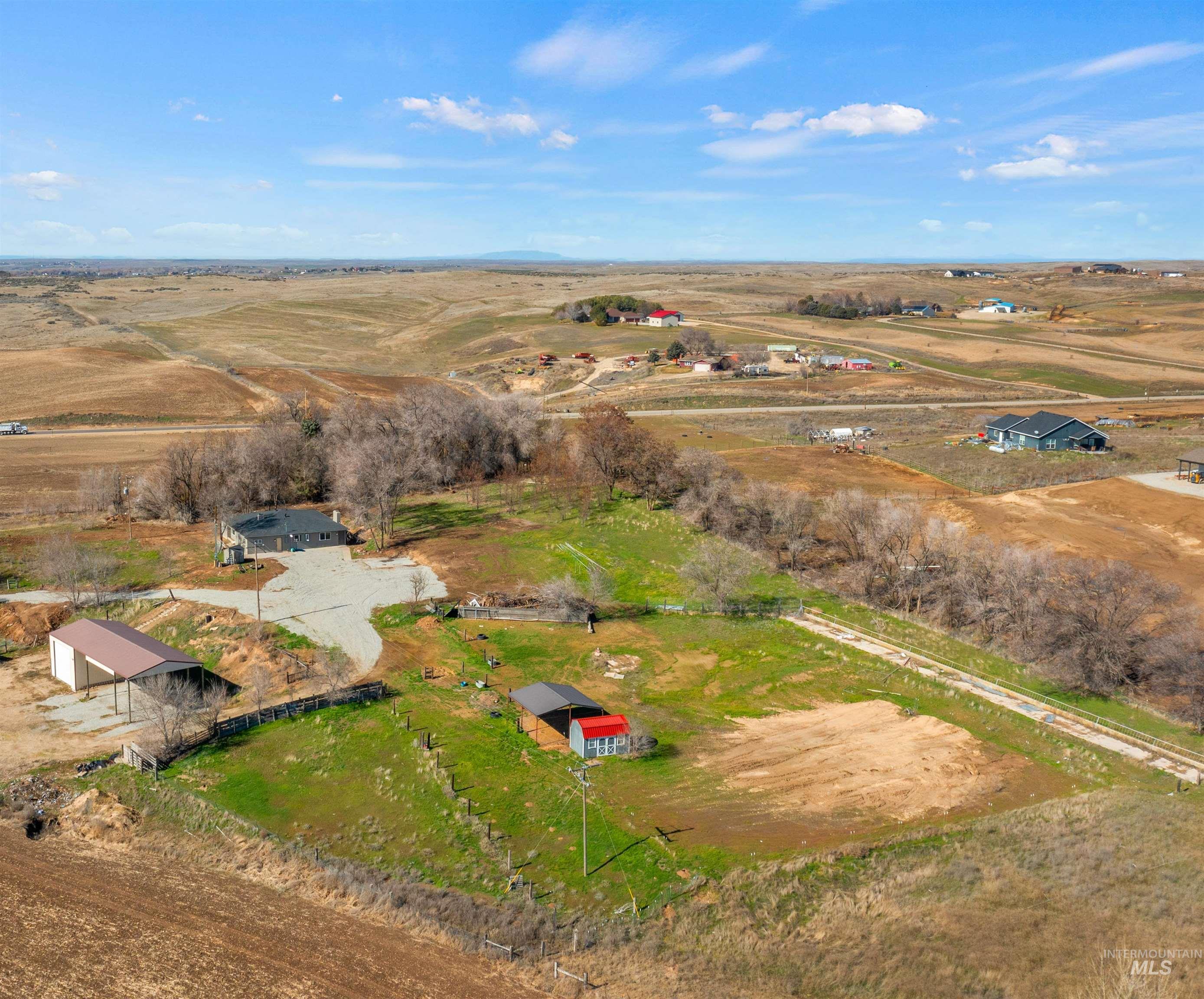 29862 Emmett Rd, Caldwell, Idaho 83607, 4 Bedrooms, 2.5 Bathrooms, Residential For Sale, Price $774,900,MLS 98998176