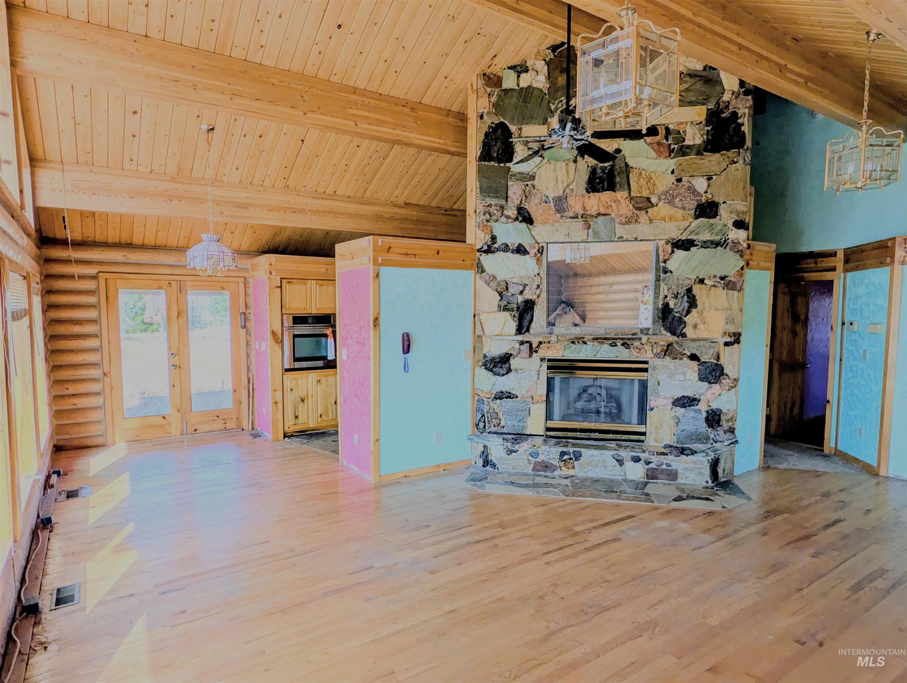 116 Derby Rd, Bellevue, Idaho 83313, 2 Bedrooms, 1 Bathroom, Residential For Sale, Price $499,000,MLS 98998178