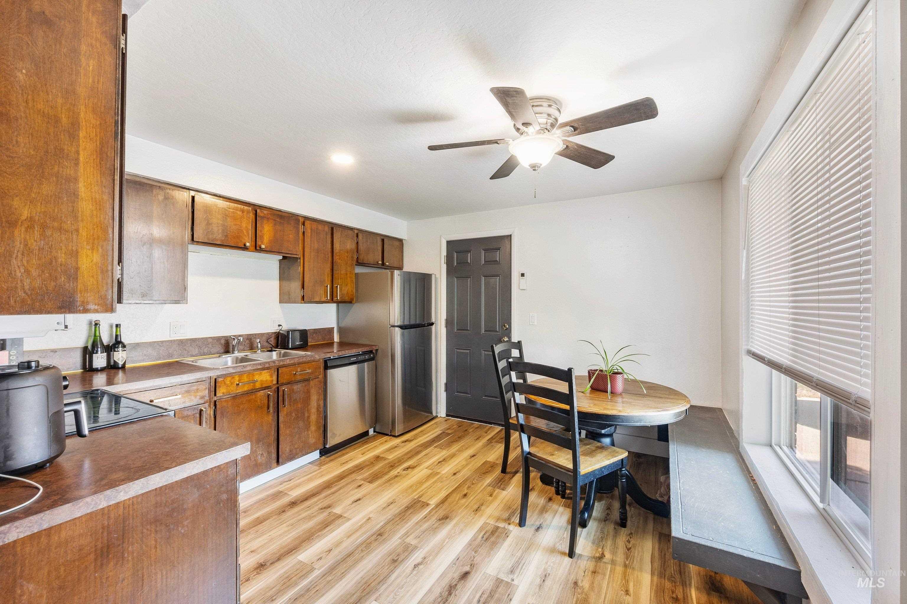 508 E. Washington Ave., Nampa, Idaho 83686, 2 Bedrooms, 1 Bathroom, Residential For Sale, Price $324,900,MLS 98998179