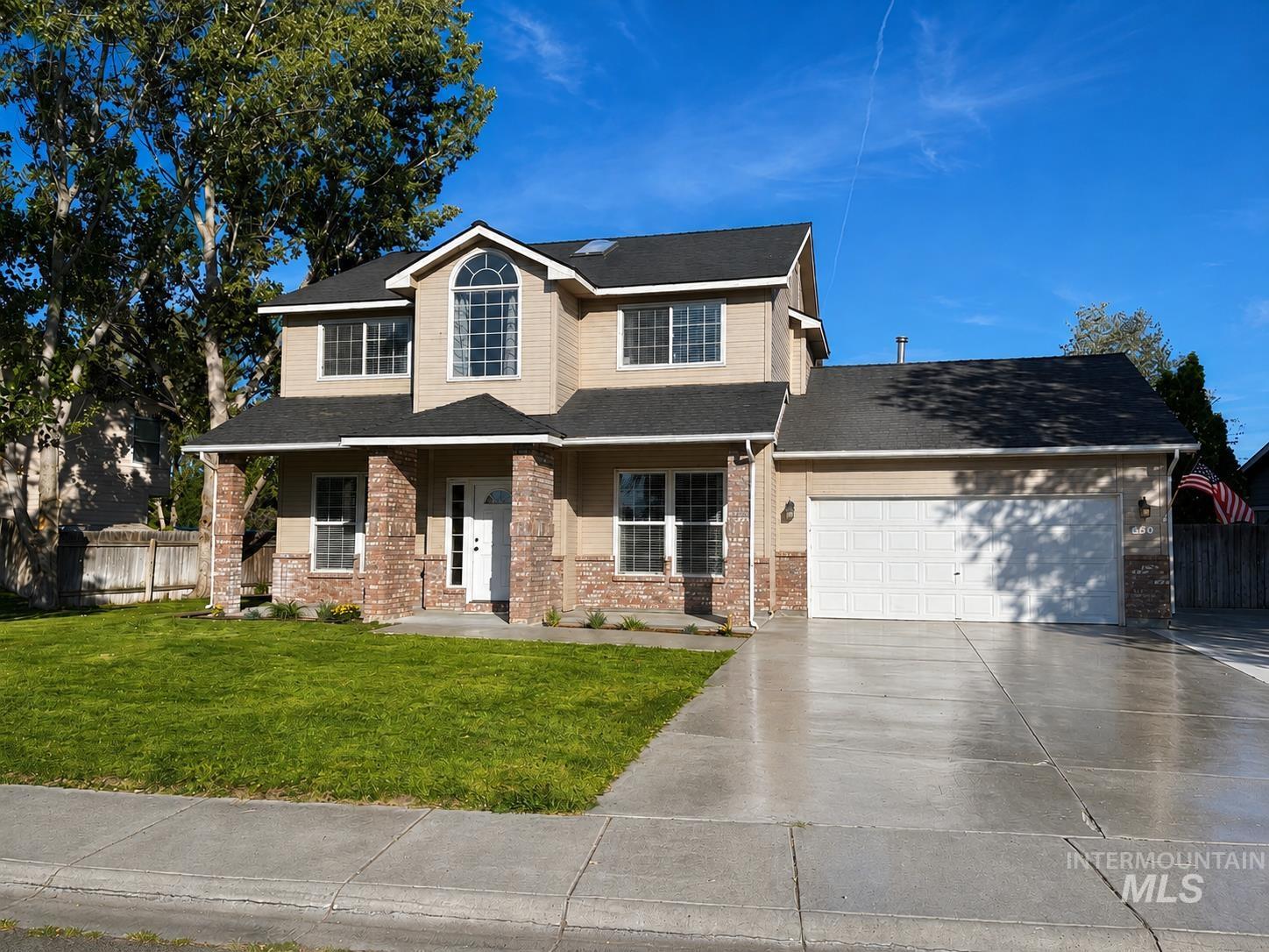 650 Teton Drive, Mountain Home, Idaho 83647, 3 Bedrooms, 2.5 Bathrooms, Residential For Sale, Price $389,900,MLS 98998185