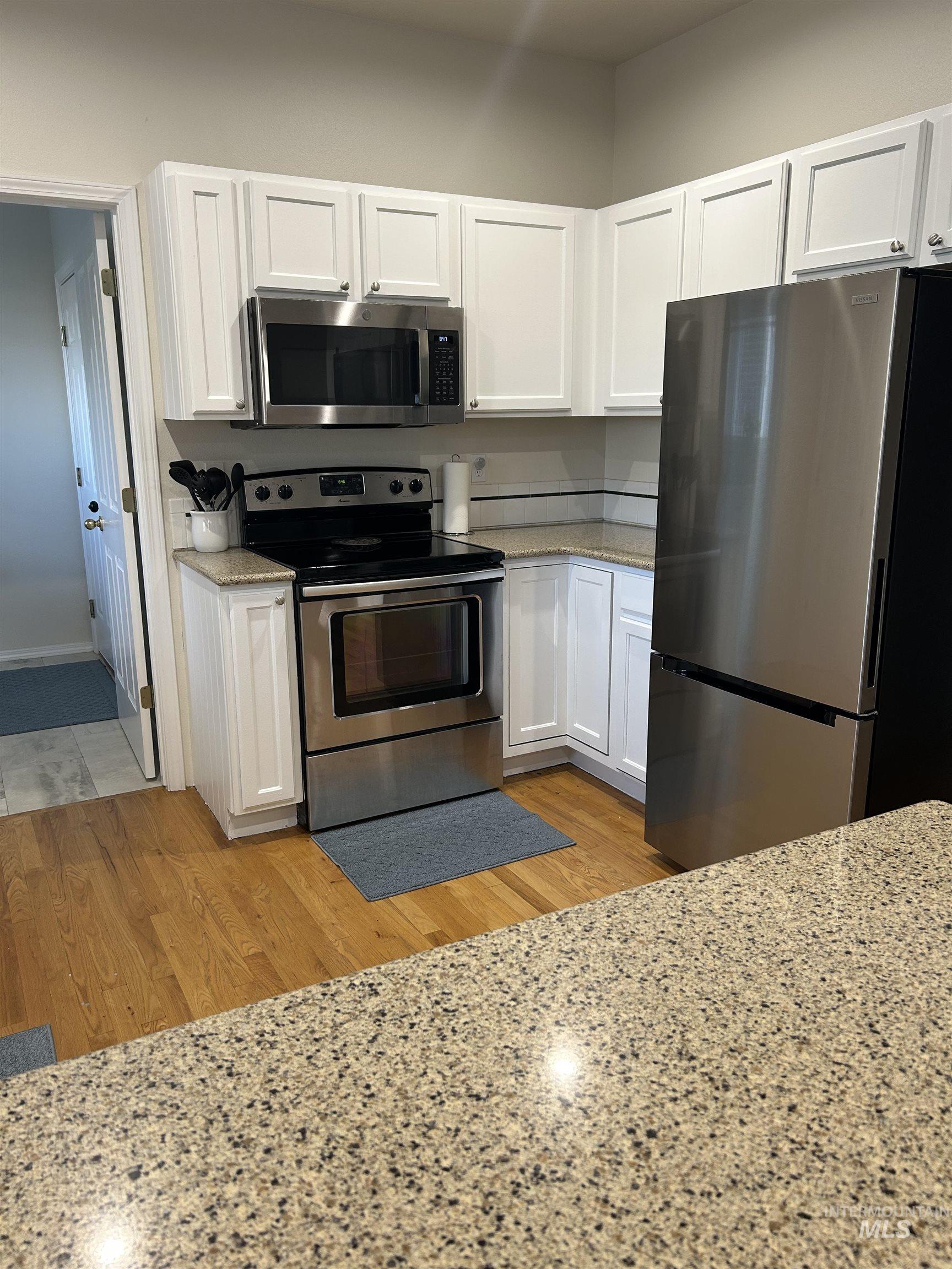 650 Teton Drive, Mountain Home, Idaho 83647, 3 Bedrooms, 2.5 Bathrooms, Residential For Sale, Price $389,900,MLS 98998185