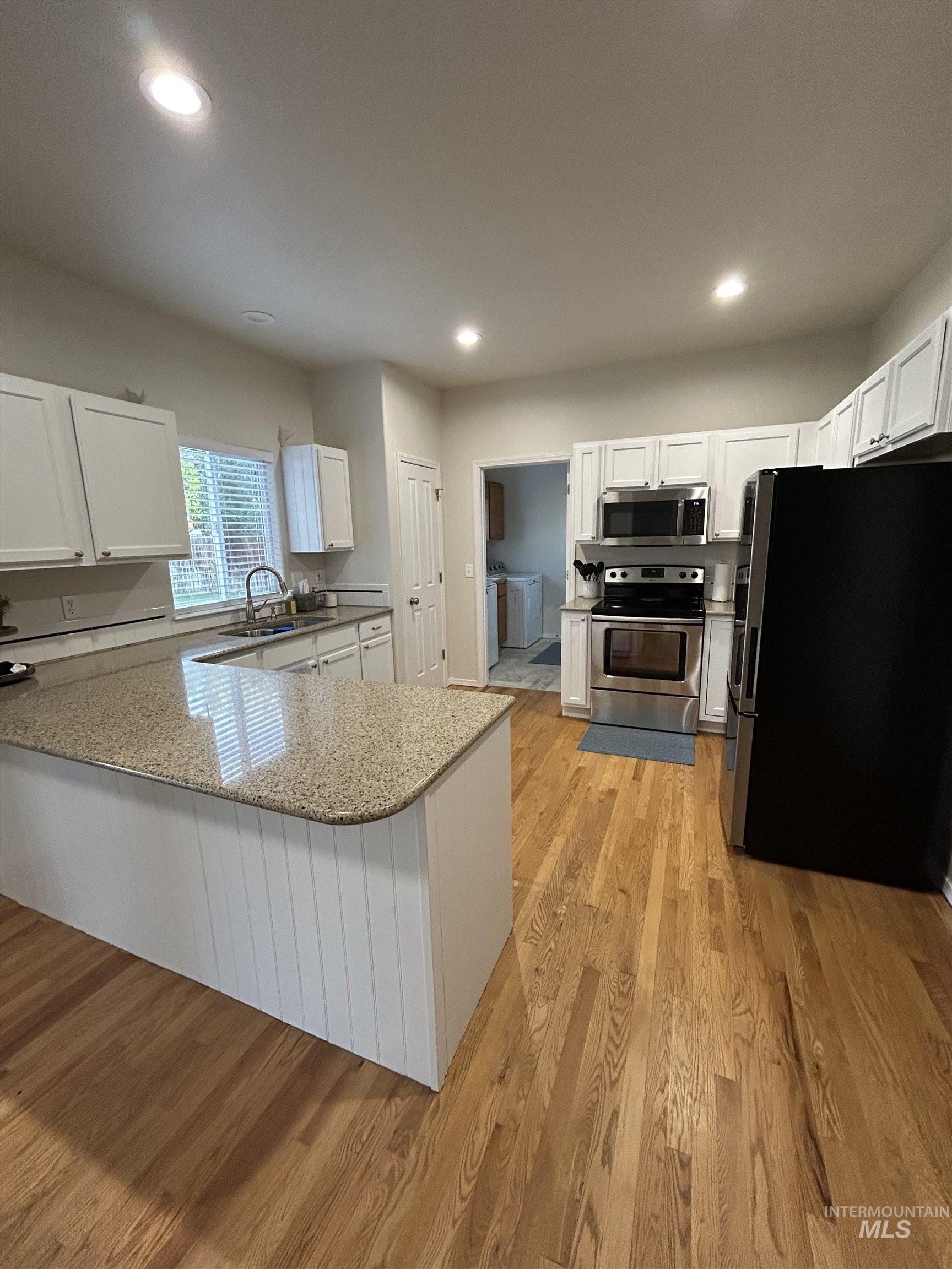 650 Teton Drive, Mountain Home, Idaho 83647, 3 Bedrooms, 2.5 Bathrooms, Residential For Sale, Price $389,900,MLS 98998185