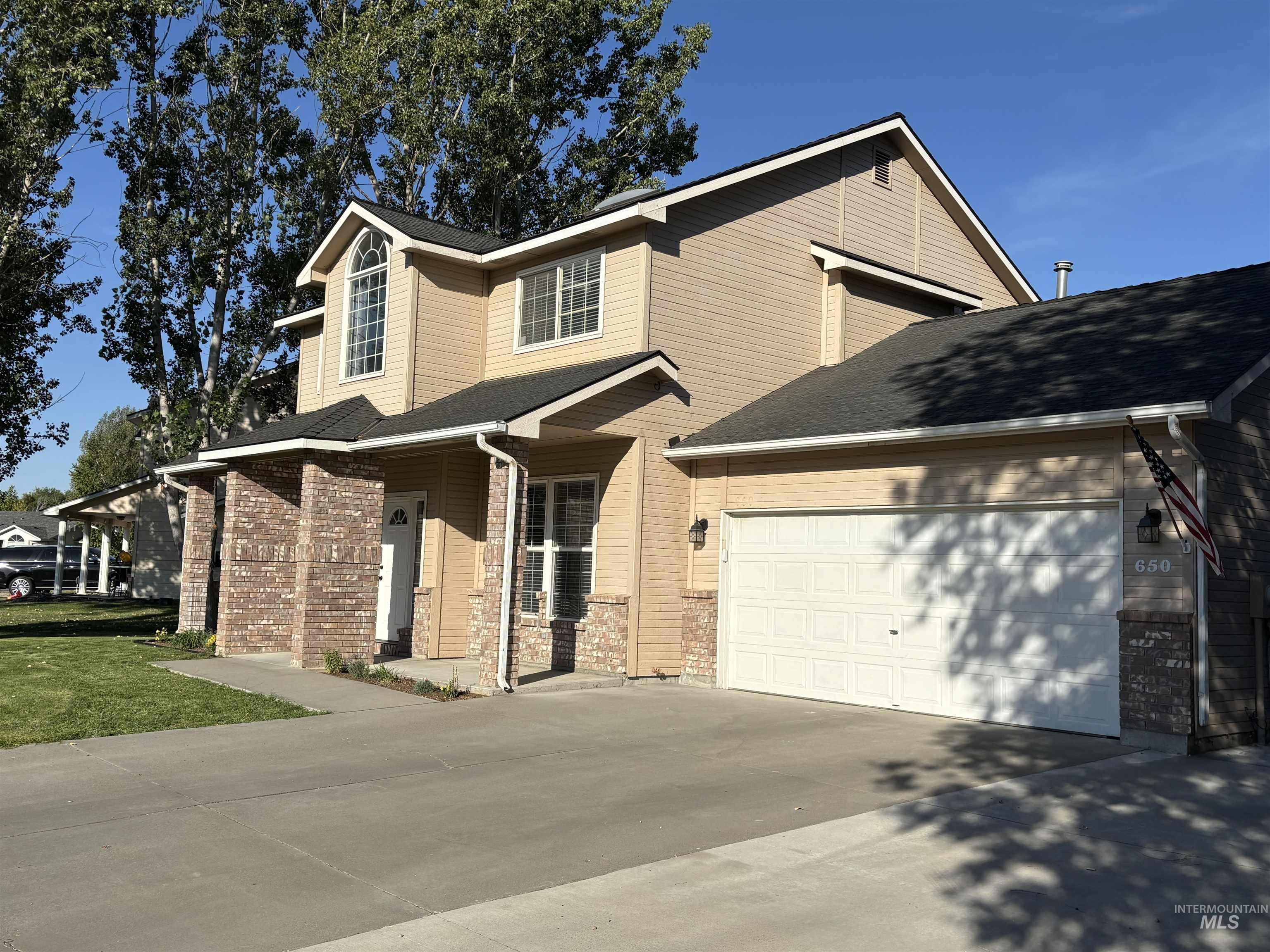 650 Teton Drive, Mountain Home, Idaho 83647, 3 Bedrooms, 2.5 Bathrooms, Residential For Sale, Price $389,900,MLS 98998185