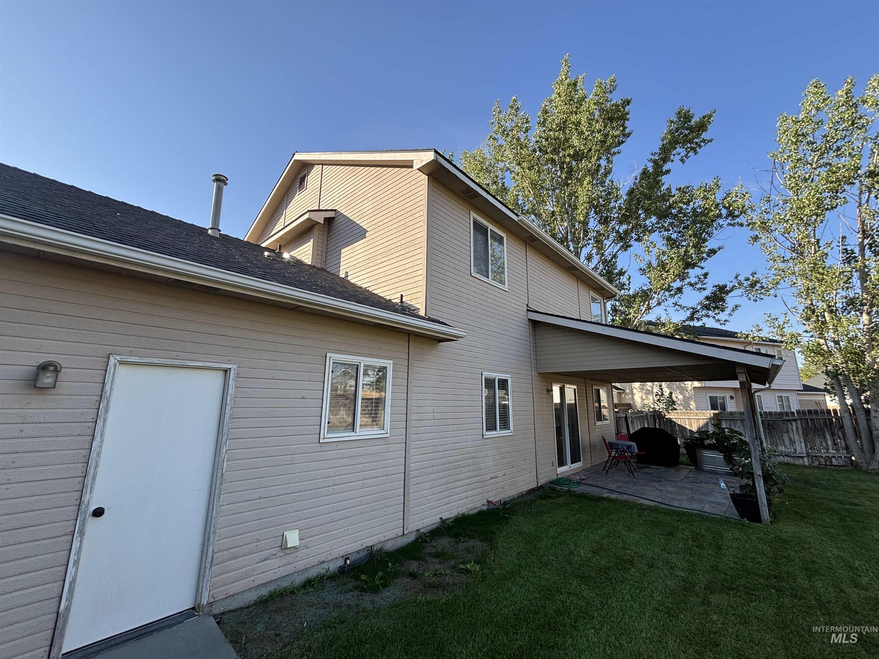650 Teton Drive, Mountain Home, Idaho 83647, 3 Bedrooms, 2.5 Bathrooms, Residential For Sale, Price $389,900,MLS 98998185