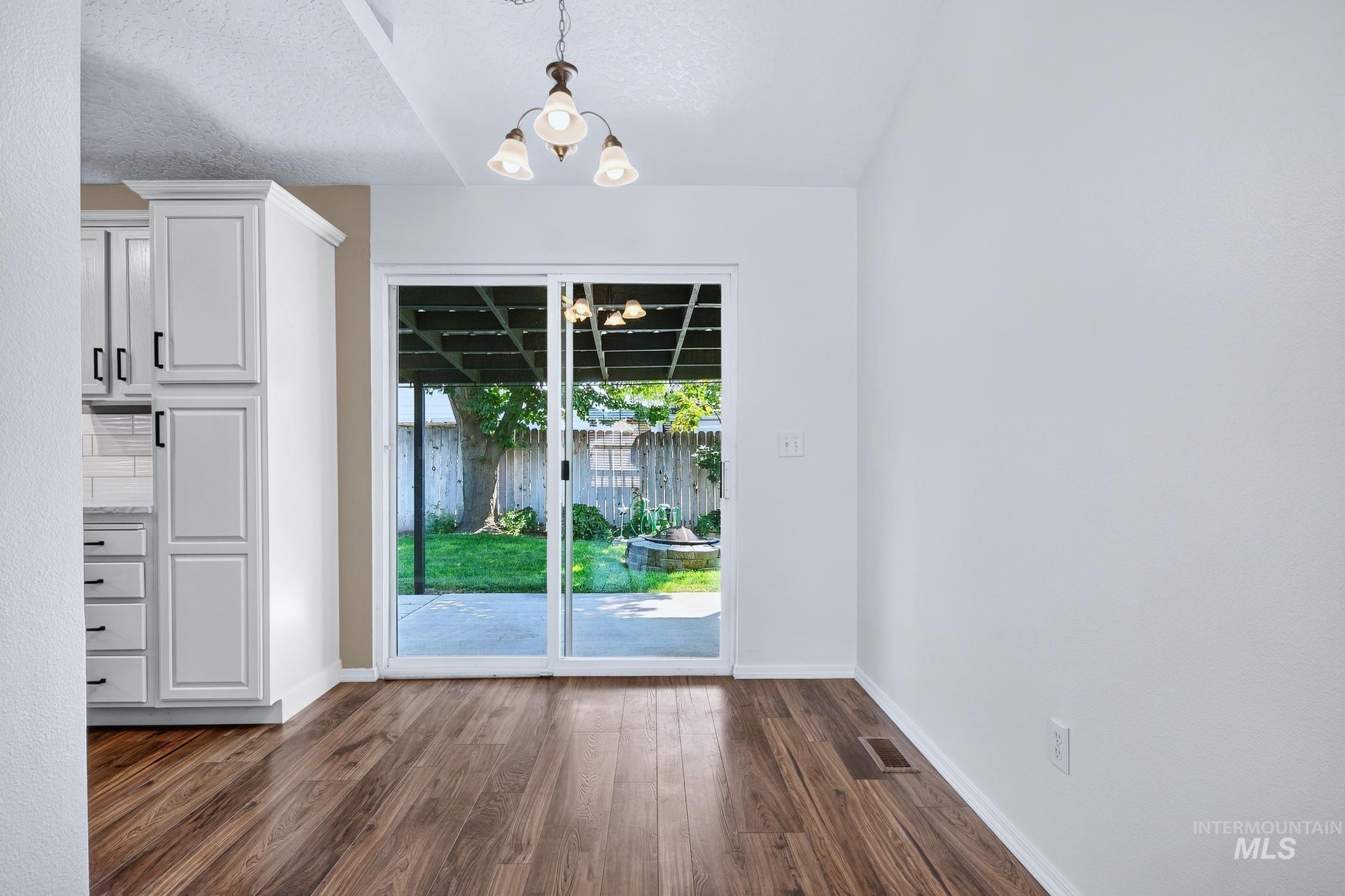 715 E. Maryland Ave, Nampa, Idaho 83686, 2 Bedrooms, 1 Bathroom, Residential For Sale, Price $300,000,MLS 98998187
