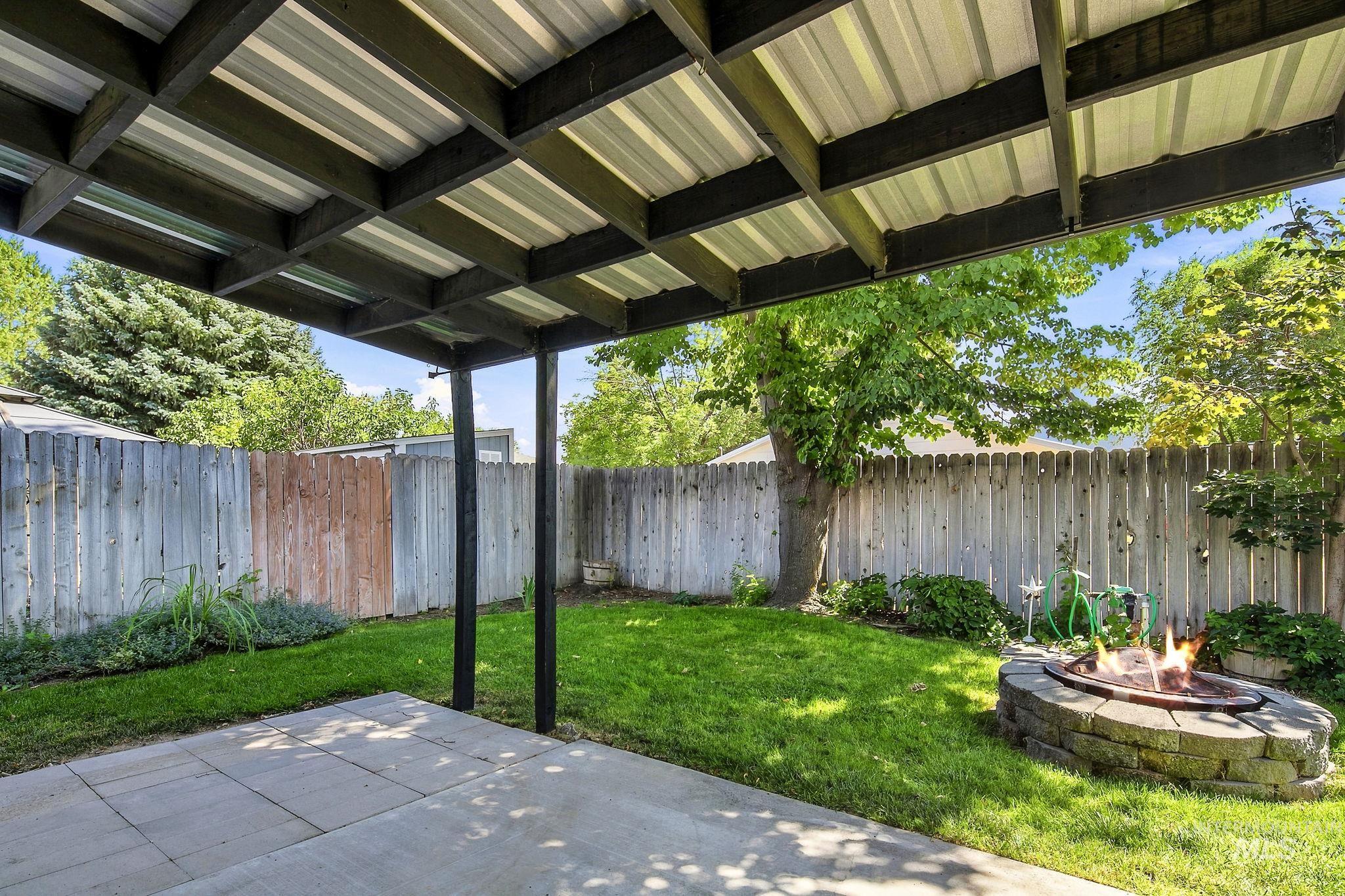 715 E. Maryland Ave, Nampa, Idaho 83686, 2 Bedrooms, 1 Bathroom, Residential For Sale, Price $300,000,MLS 98998187