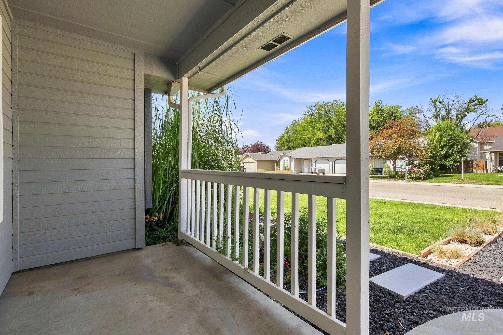 715 E. Maryland Ave, Nampa, Idaho 83686, 2 Bedrooms, 1 Bathroom, Residential For Sale, Price $300,000,MLS 98998187