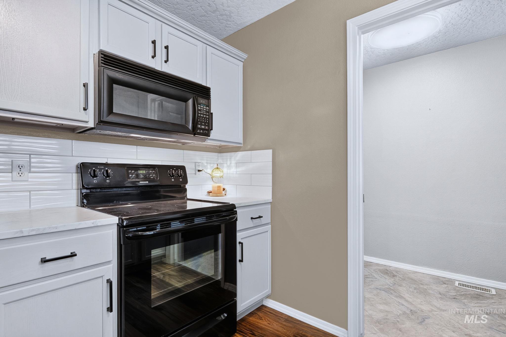 715 E. Maryland Ave, Nampa, Idaho 83686, 2 Bedrooms, 1 Bathroom, Residential For Sale, Price $300,000,MLS 98998187