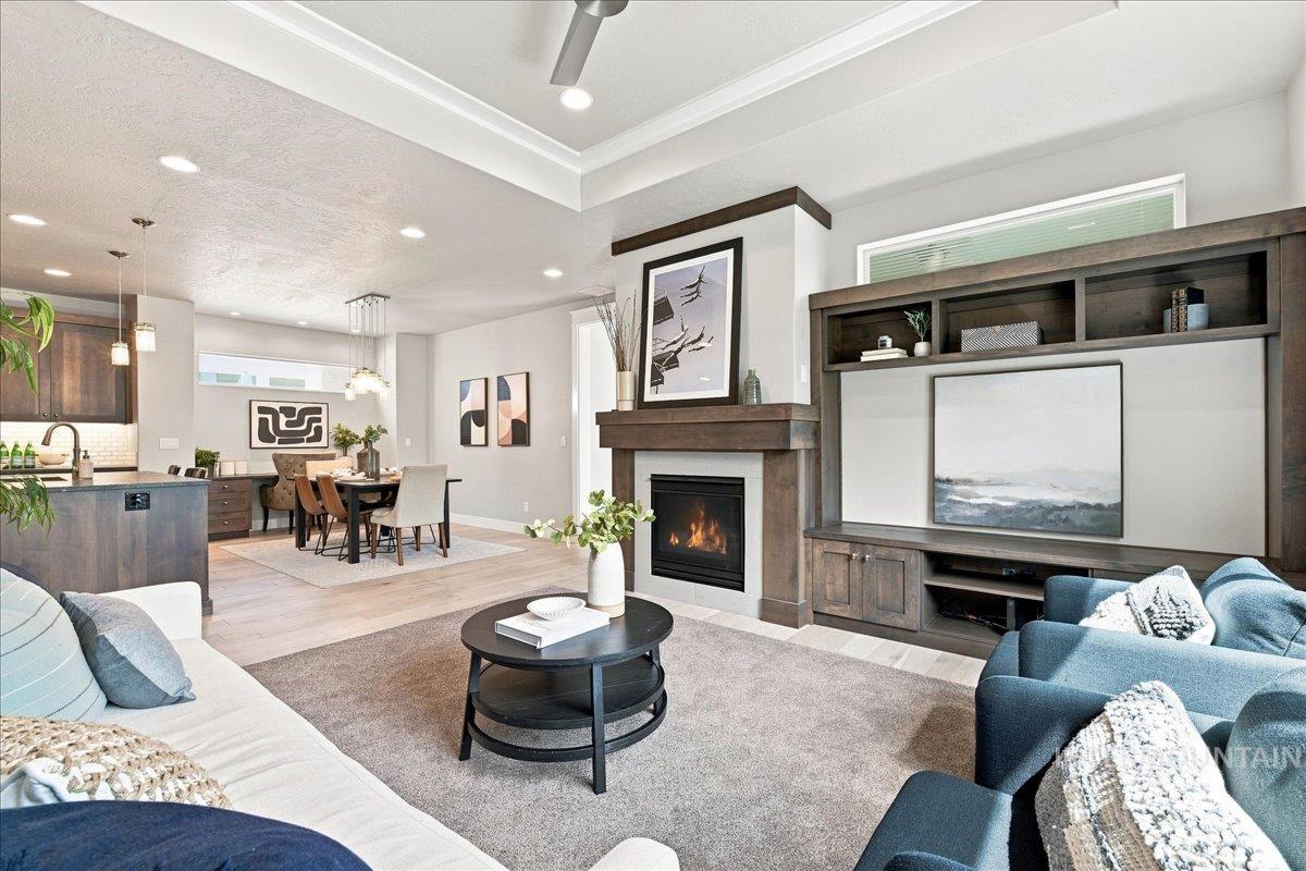 6151 N Winward Lane, Meridian, Idaho 83646, 3 Bedrooms, 2 Bathrooms, Residential For Sale, Price $570,000,MLS 98998189