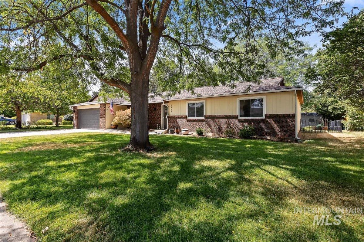 4959 S Umatilla Avenue, Boise, Idaho 83709, 3 Bedrooms, 2 Bathrooms, Residential For Sale, Price $550,000,MLS 98998193