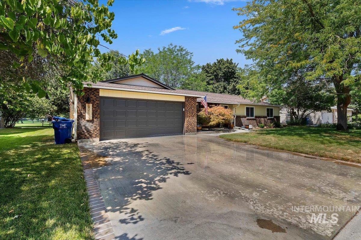4959 S Umatilla Avenue, Boise, Idaho 83709, 3 Bedrooms, 2 Bathrooms, Residential For Sale, Price $550,000,MLS 98998193