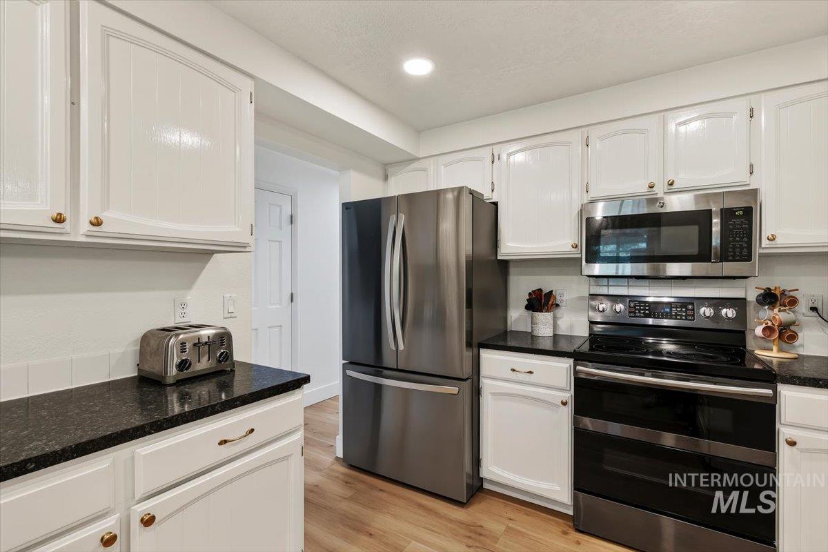 4959 S Umatilla Avenue, Boise, Idaho 83709, 3 Bedrooms, 2 Bathrooms, Residential For Sale, Price $550,000,MLS 98998193