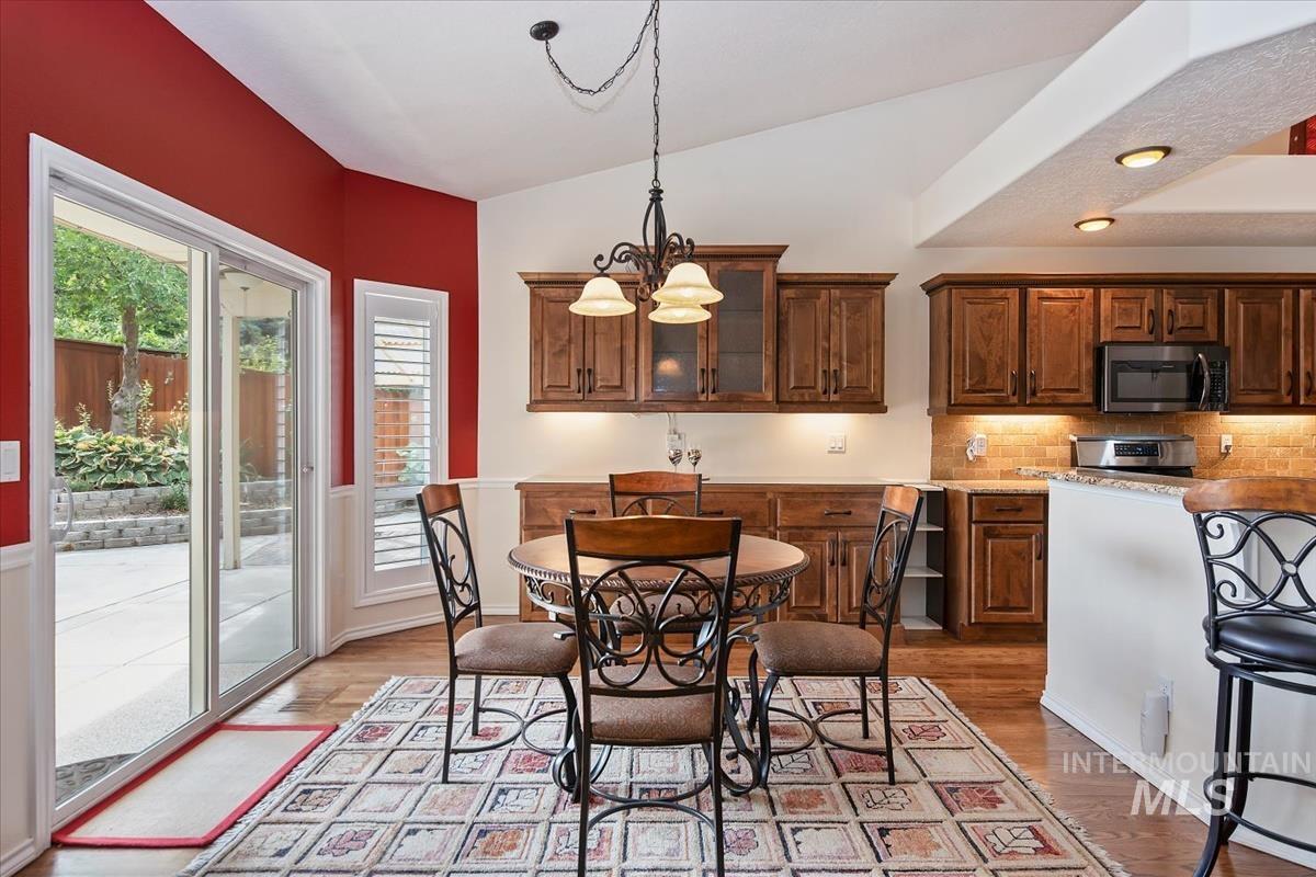2893 E Moon Dipper Ct., Meridian, Idaho 83643, 4 Bedrooms, 2 Bathrooms, Residential For Sale, Price $599,000,MLS 98998195