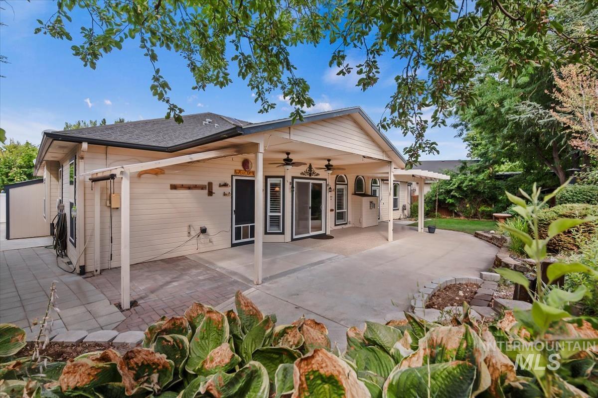 2893 E Moon Dipper Ct., Meridian, Idaho 83643, 4 Bedrooms, 2 Bathrooms, Residential For Sale, Price $599,000,MLS 98998195