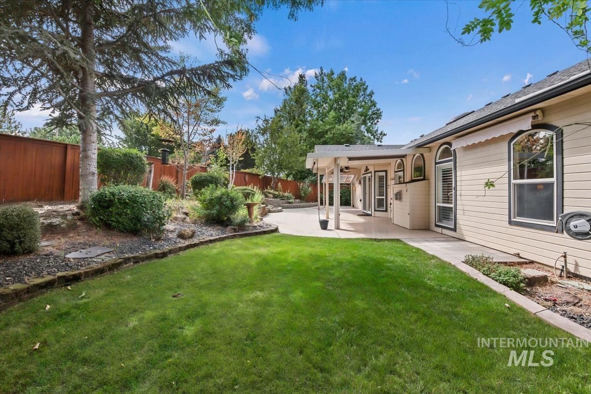 2893 E Moon Dipper Ct., Meridian, Idaho 83643, 4 Bedrooms, 2 Bathrooms, Residential For Sale, Price $599,000,MLS 98998195