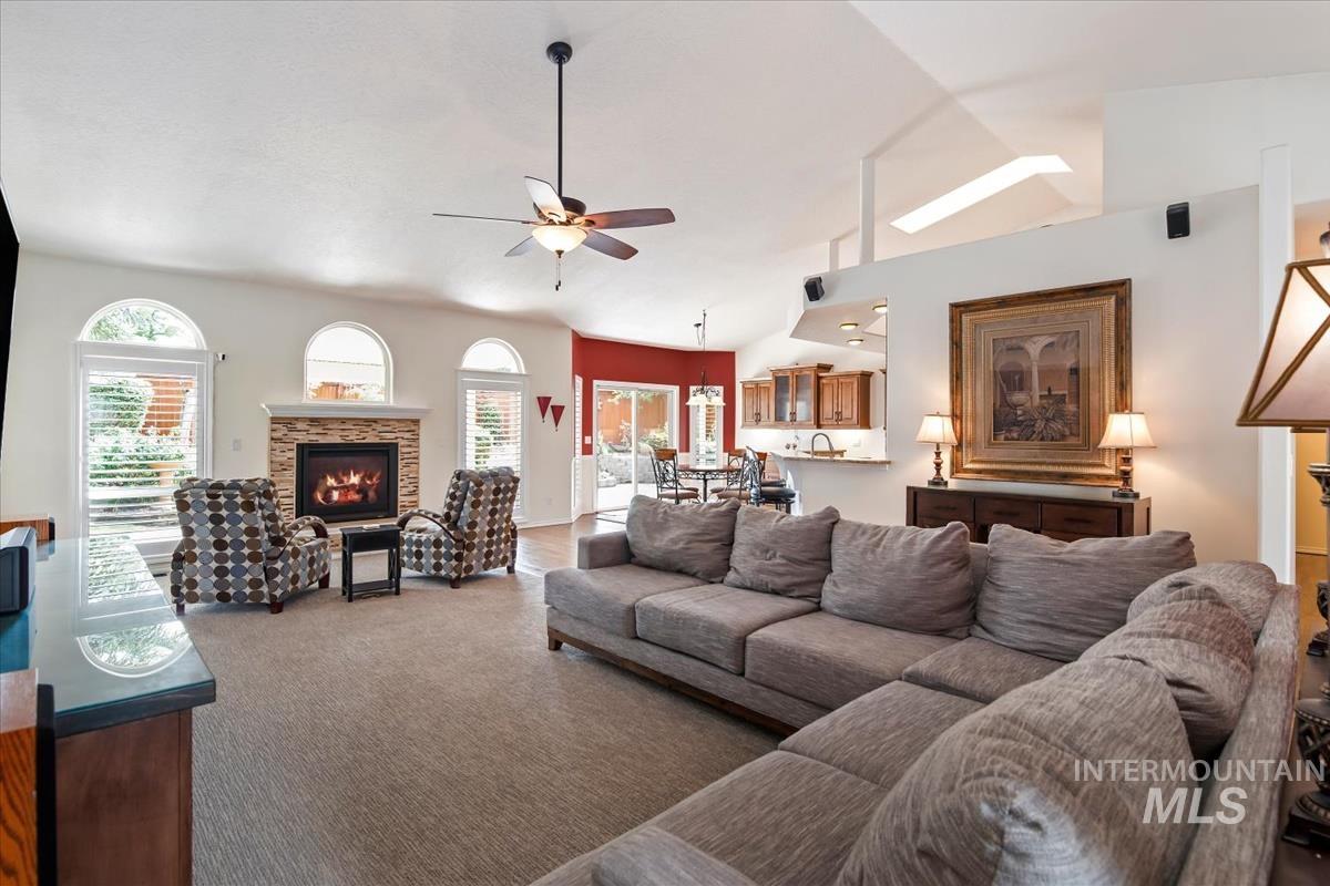 2893 E Moon Dipper Ct., Meridian, Idaho 83643, 4 Bedrooms, 2 Bathrooms, Residential For Sale, Price $599,000,MLS 98998195