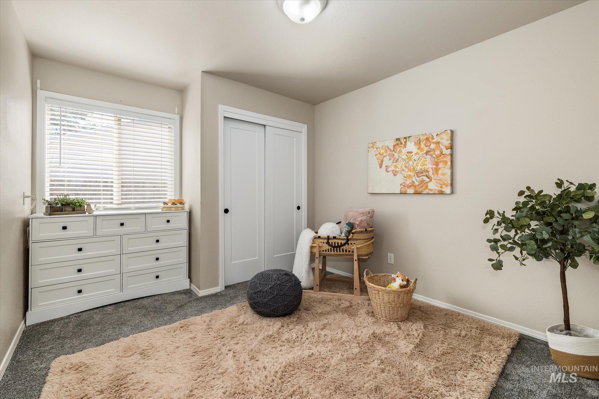 2052 N Citrus Ave, Boise, Idaho 83713, 3 Bedrooms, 2 Bathrooms, Residential For Sale, Price $430,000,MLS 98998196