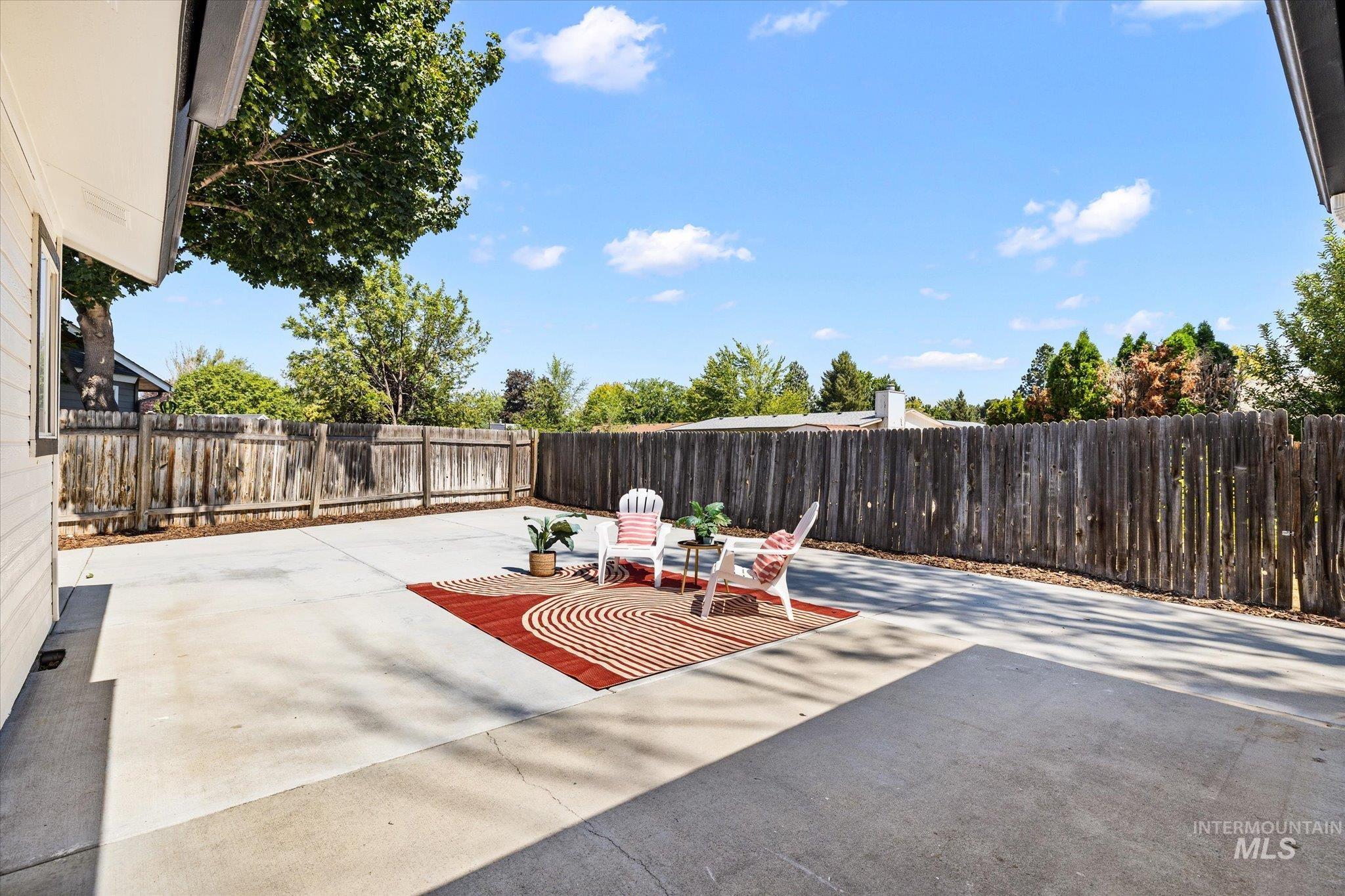 2052 N Citrus Ave, Boise, Idaho 83713, 3 Bedrooms, 2 Bathrooms, Residential For Sale, Price $430,000,MLS 98998196