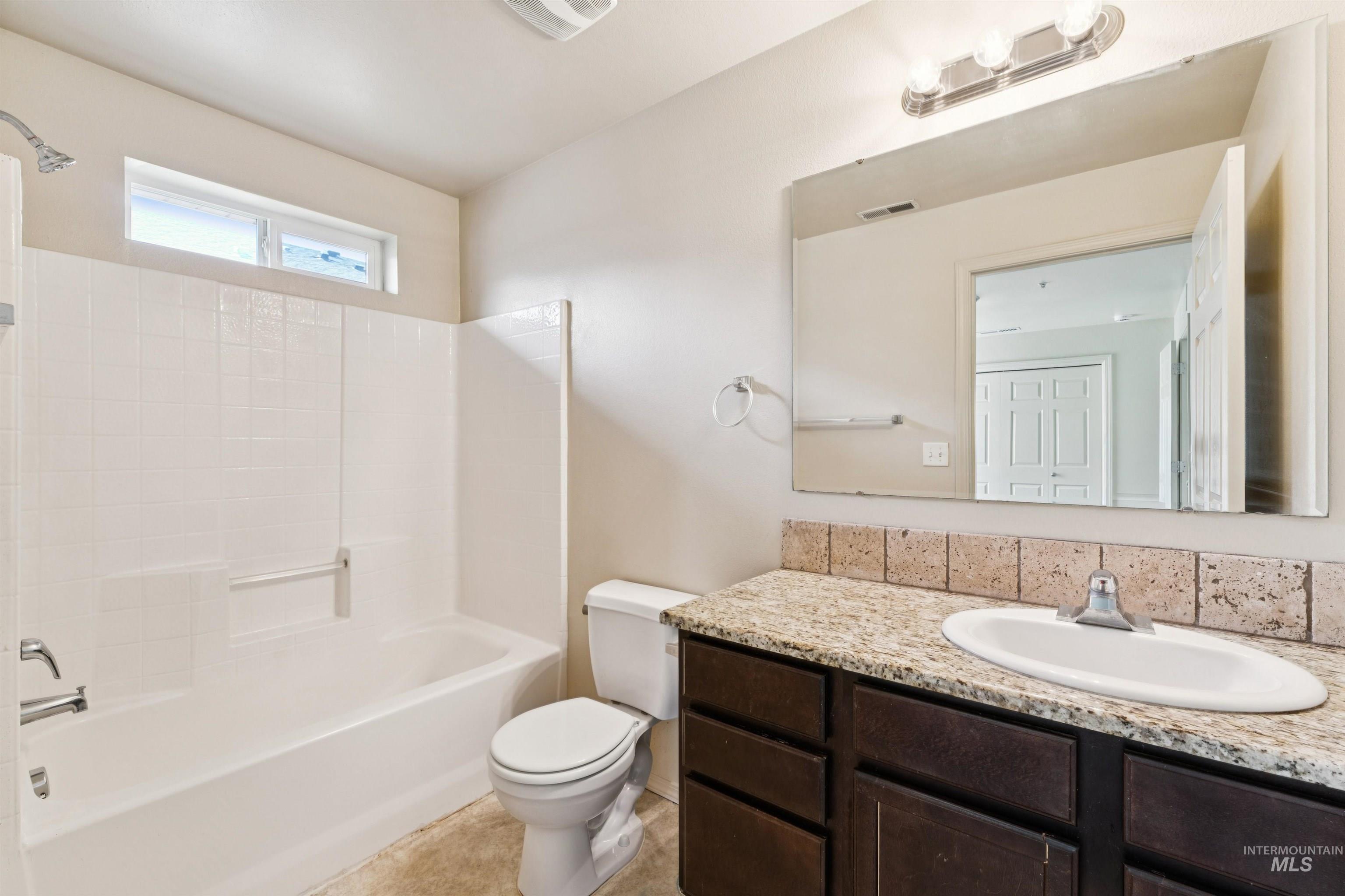 11187 W Brassy Cove Loop, Nampa, Idaho 83651, 2 Bedrooms, 2 Bathrooms, Residential Income For Sale, Price $849,900,MLS 98998200