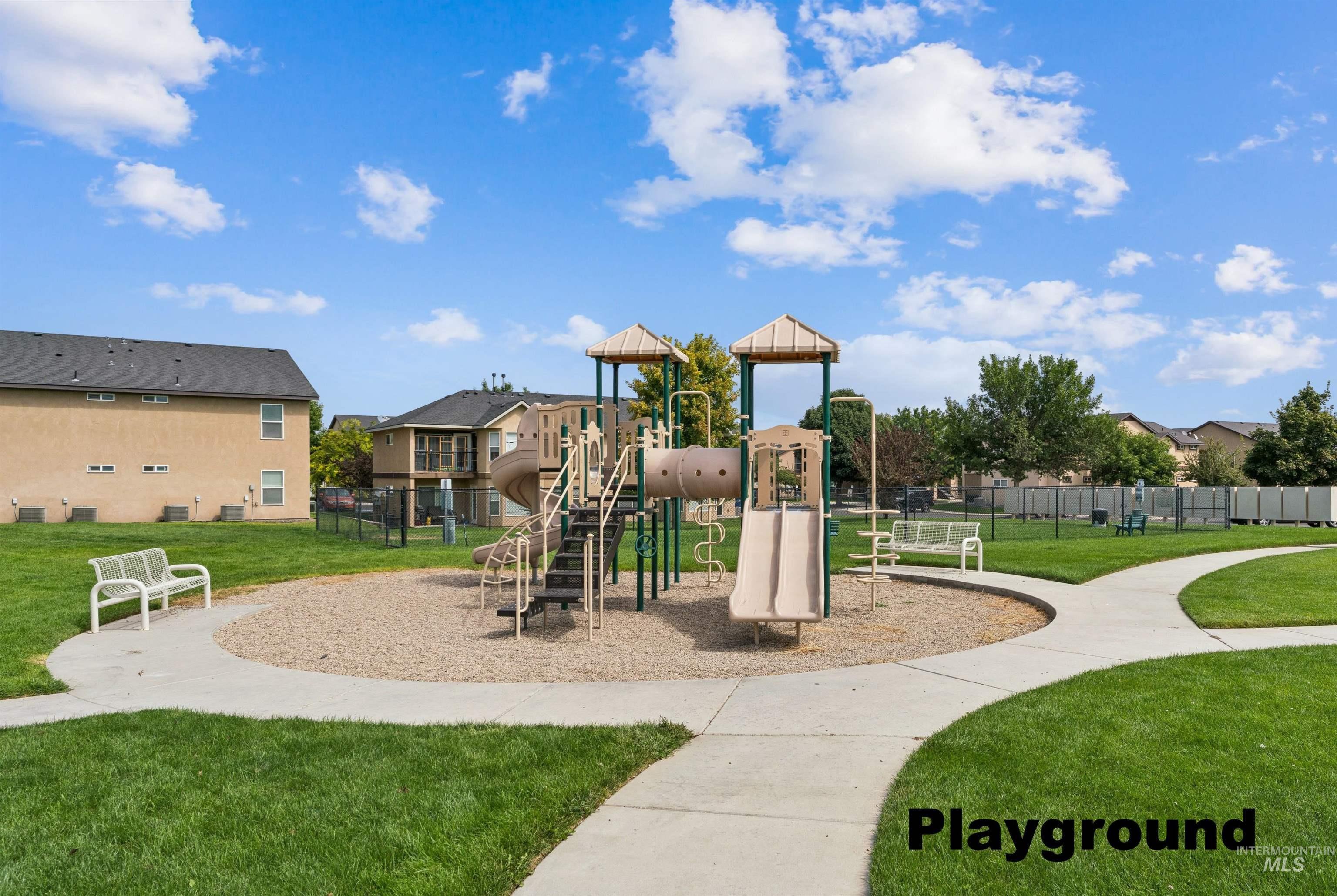 11187 W Brassy Cove Loop, Nampa, Idaho 83651, 2 Bedrooms, 2 Bathrooms, Residential Income For Sale, Price $849,900,MLS 98998200