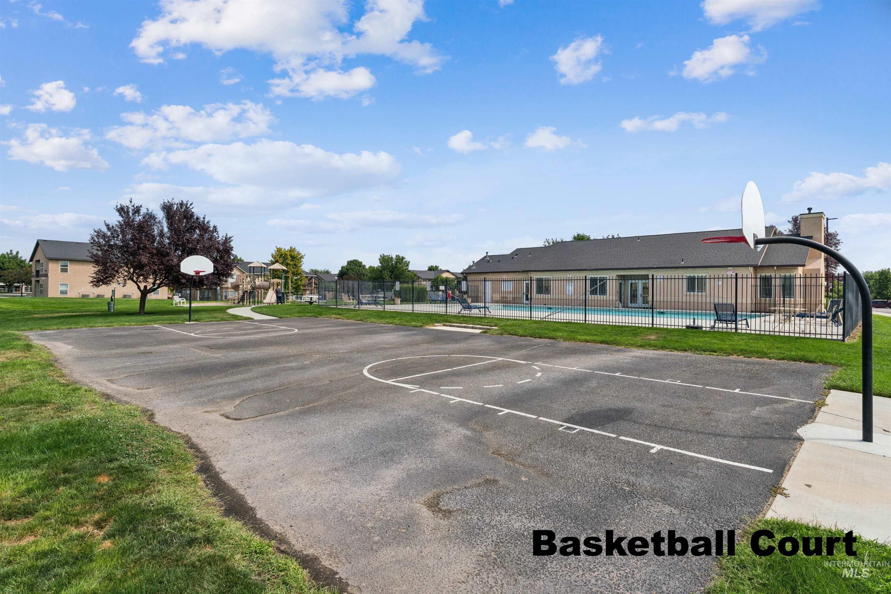 11187 W Brassy Cove Loop, Nampa, Idaho 83651, 2 Bedrooms, 2 Bathrooms, Residential Income For Sale, Price $849,900,MLS 98998200
