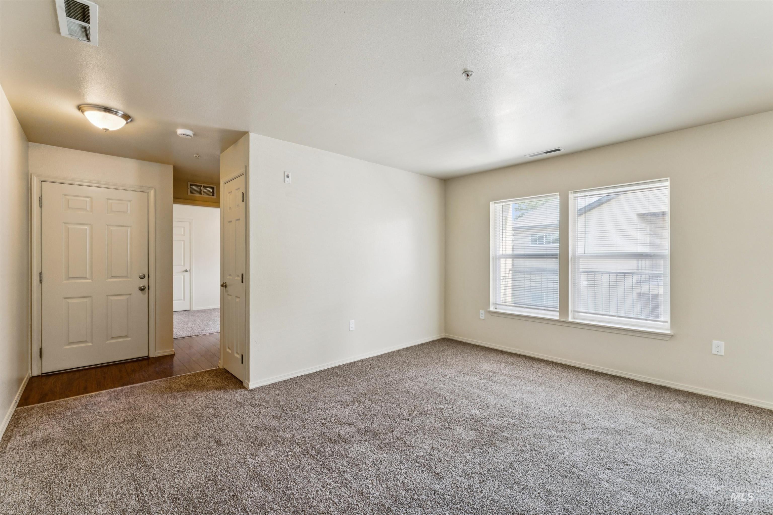 11187 W Brassy Cove Loop, Nampa, Idaho 83651, 2 Bedrooms, 2 Bathrooms, Residential Income For Sale, Price $849,900,MLS 98998200