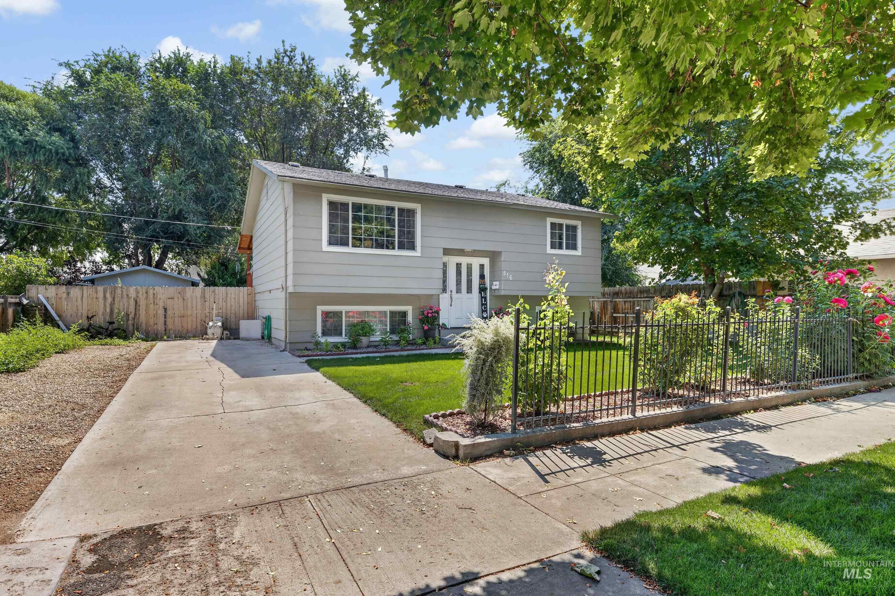 516 N Kimball Ave, Caldwell, Idaho 83605, 5 Bedrooms, 2 Bathrooms, Residential For Sale, Price $380,000,MLS 98998202
