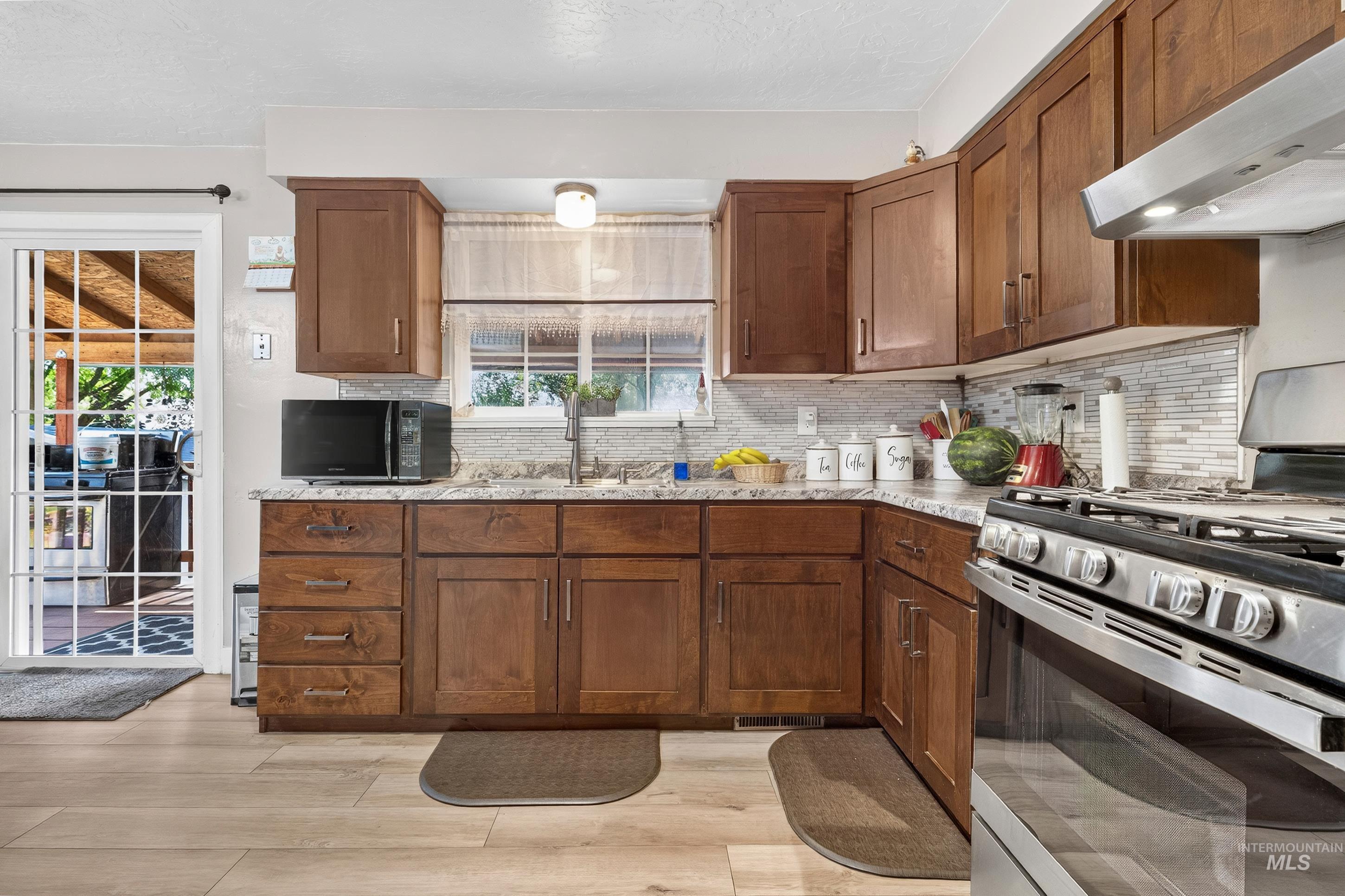 516 N Kimball Ave, Caldwell, Idaho 83605, 5 Bedrooms, 2 Bathrooms, Residential For Sale, Price $380,000,MLS 98998202
