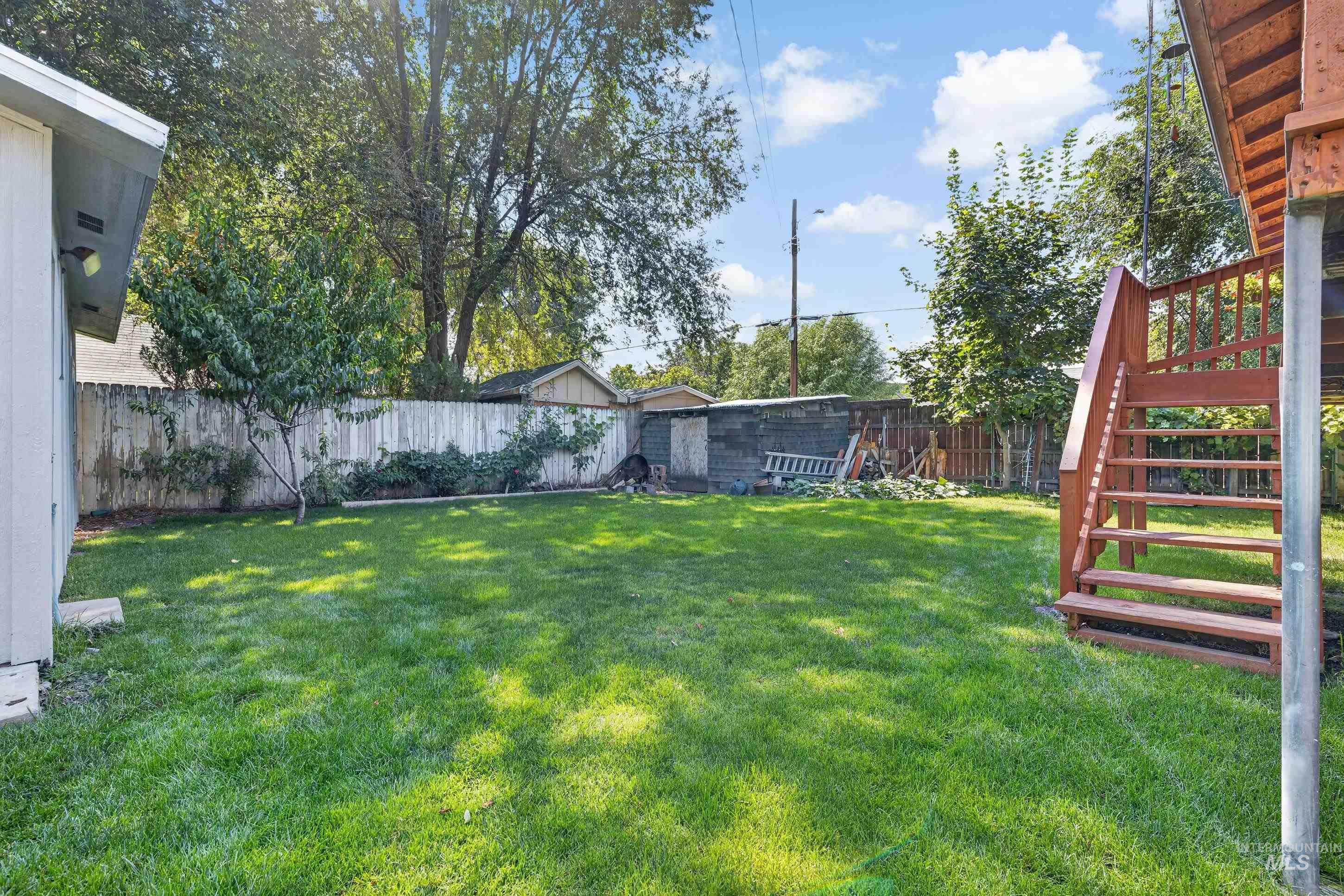 516 N Kimball Ave, Caldwell, Idaho 83605, 5 Bedrooms, 2 Bathrooms, Residential For Sale, Price $380,000,MLS 98998202