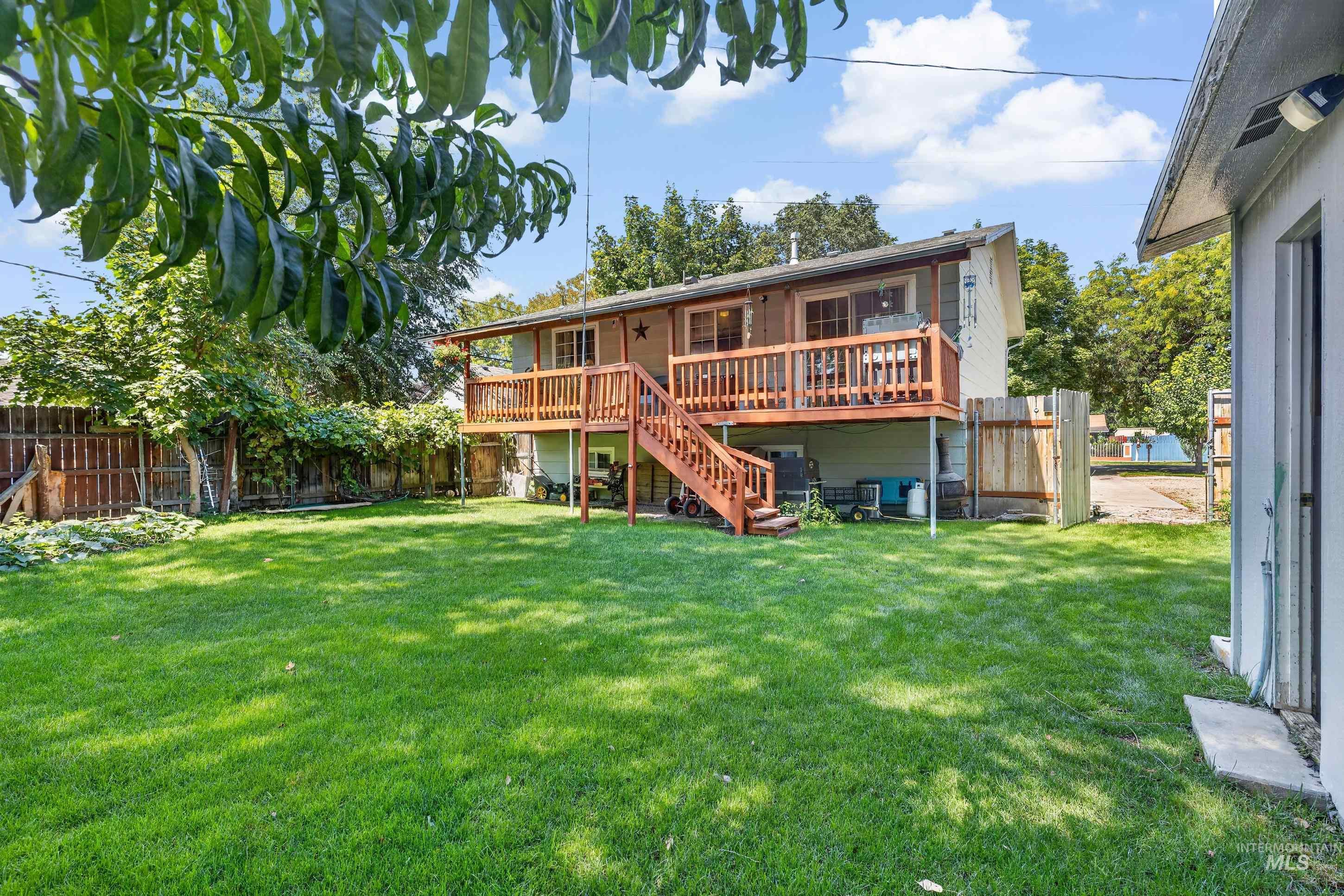 516 N Kimball Ave, Caldwell, Idaho 83605, 5 Bedrooms, 2 Bathrooms, Residential For Sale, Price $380,000,MLS 98998202