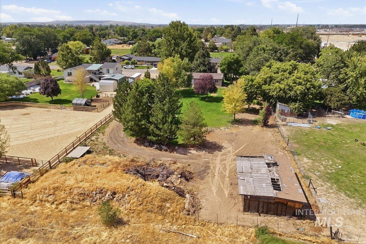12648 S Sonora Ave, Kuna, Idaho 83634, 4 Bedrooms, 2 Bathrooms, Residential For Sale, Price $625,000,MLS 98998204