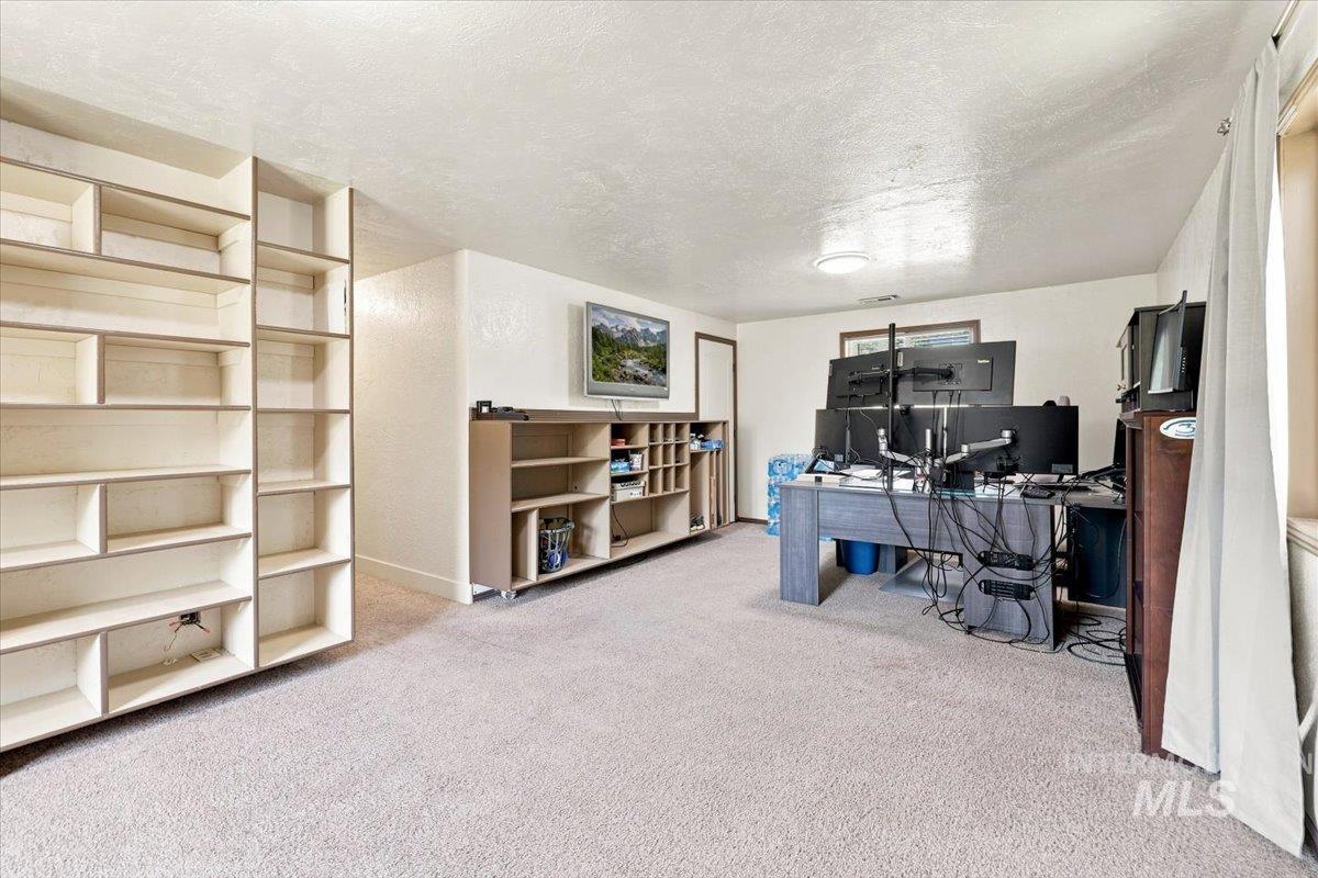 12648 S Sonora Ave, Kuna, Idaho 83634, 4 Bedrooms, 2 Bathrooms, Residential For Sale, Price $625,000,MLS 98998204
